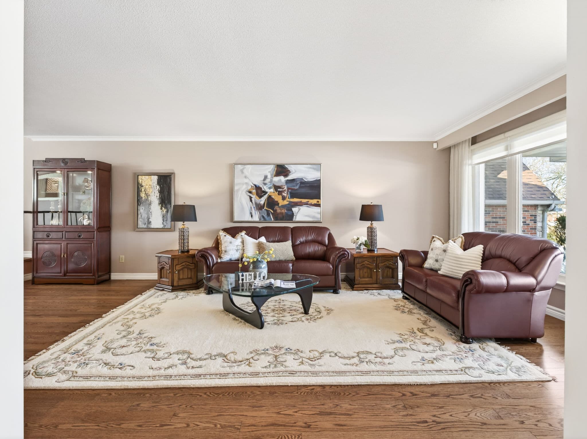 694 Conacher Dr Toronto, ON M2M 3N6