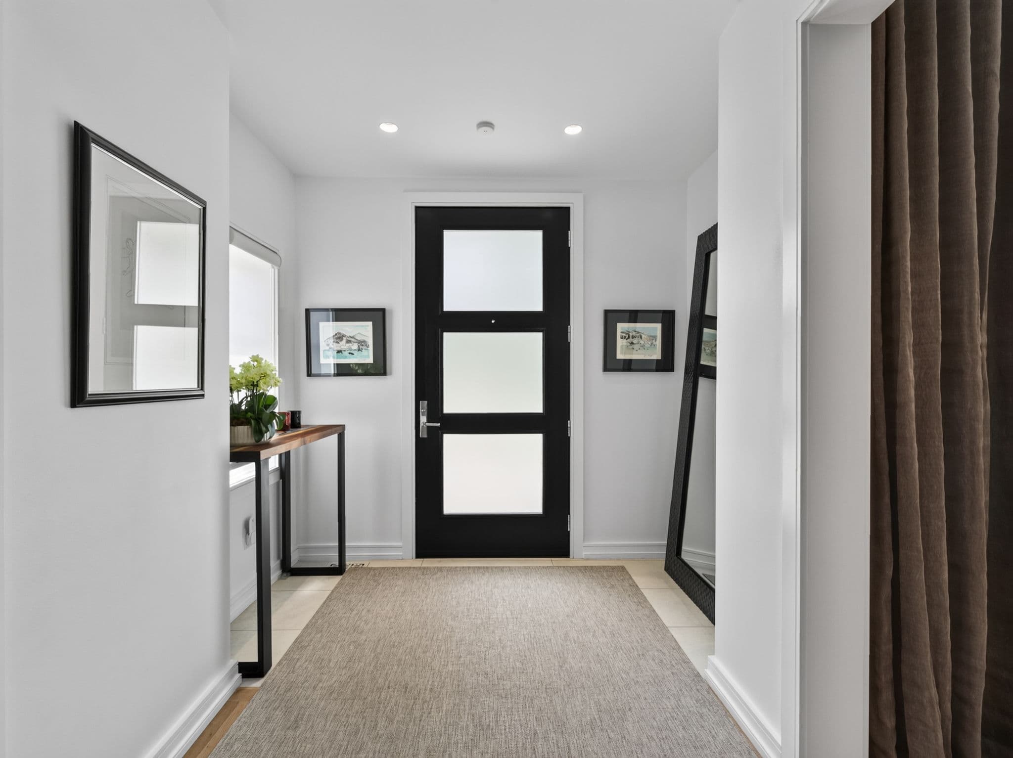 7 Glen Rush Blvd Toronto, ON M5N 2T2
