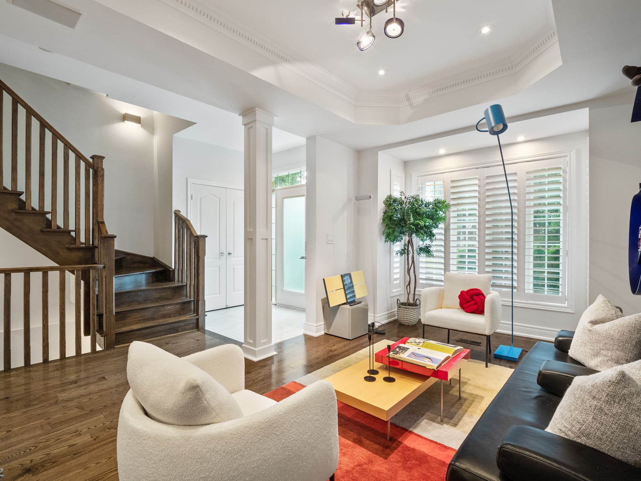 7 Granlea Rd North York, ON M2N 2Z4