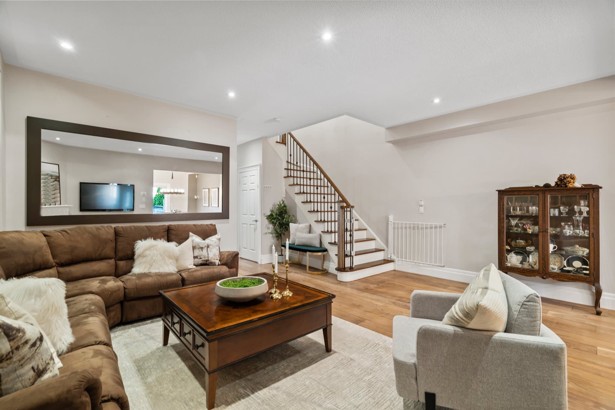 70 Daniel Reaman Crescent Vaughan, ON L4J 8V1