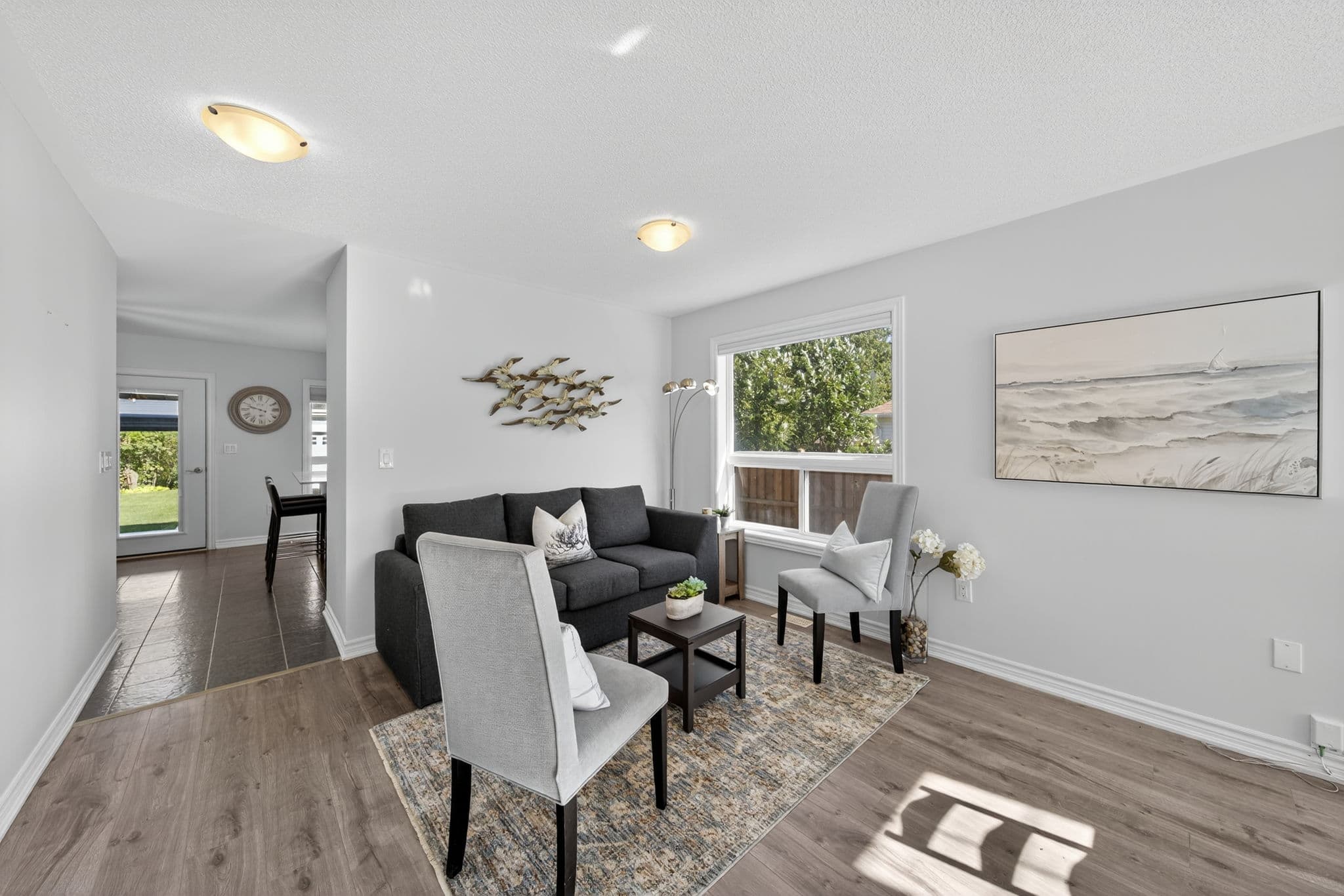 70 Robert St S Wasaga Beach, ON L9Z 2Y2
