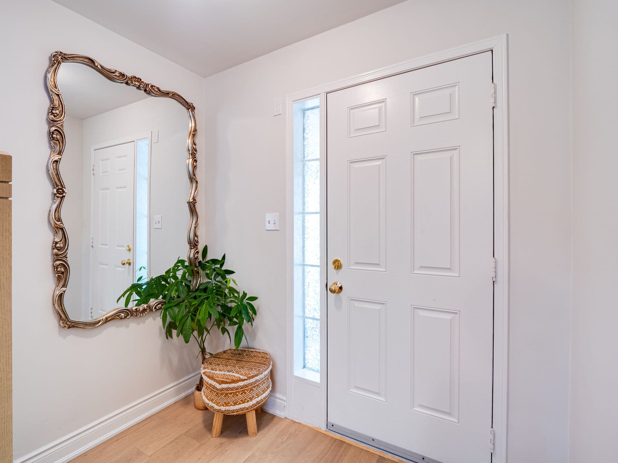 70 Shoniker Dr Newmarket, ON L3X 2Y7