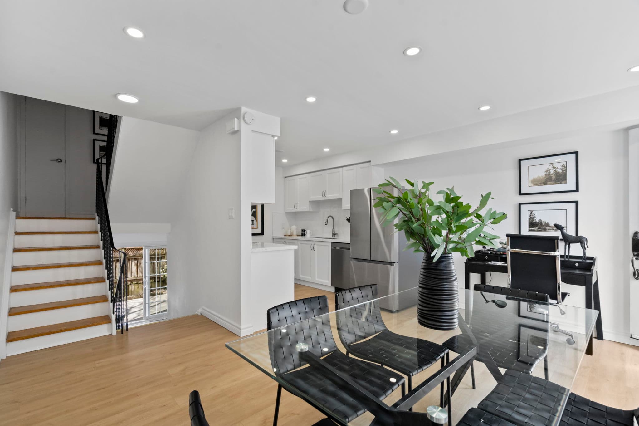 70 Stanley Terrace Toronto, ON M6J 3P9