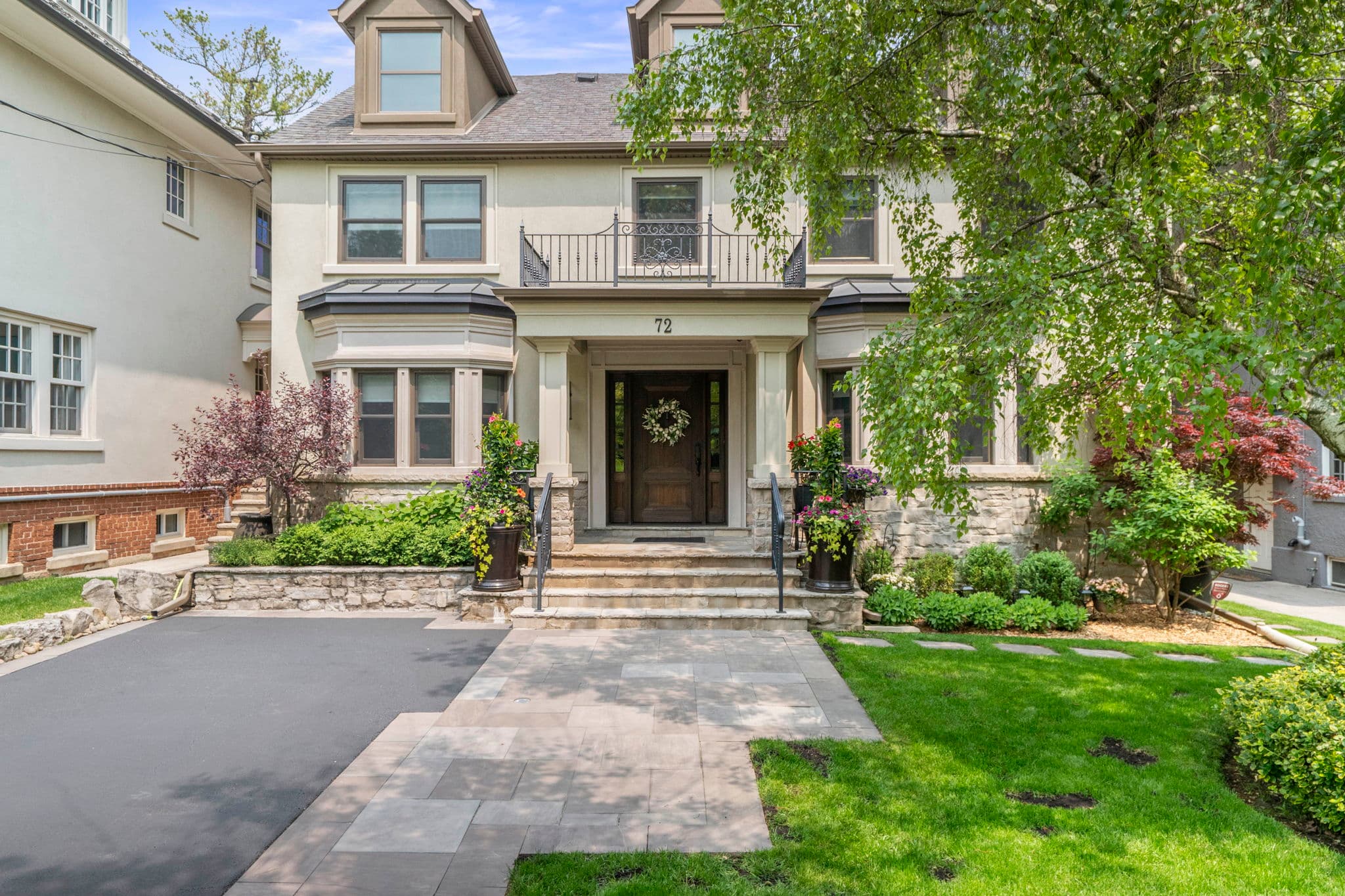 72 Teddington Park Ave Toronto, ON M4N 2C6