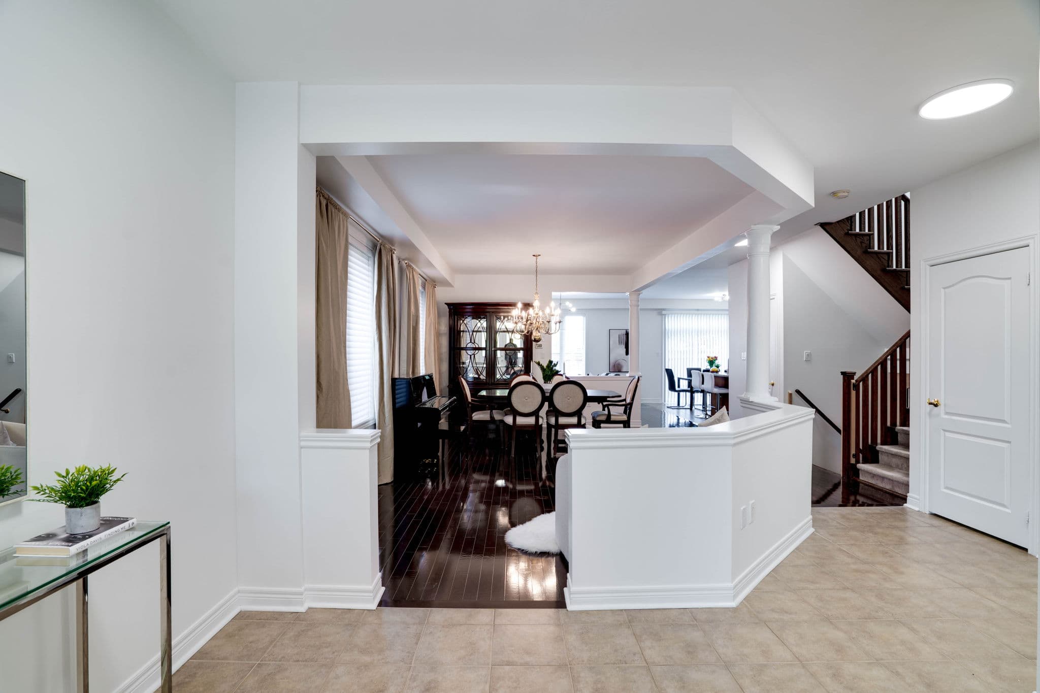 73 Balsamwood Rd Vaughan, ON L4J 9E3