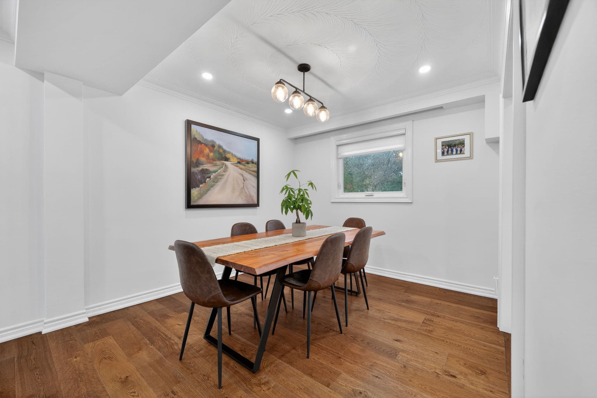73 Patricia Ave Toronto, ON M2M 1J1