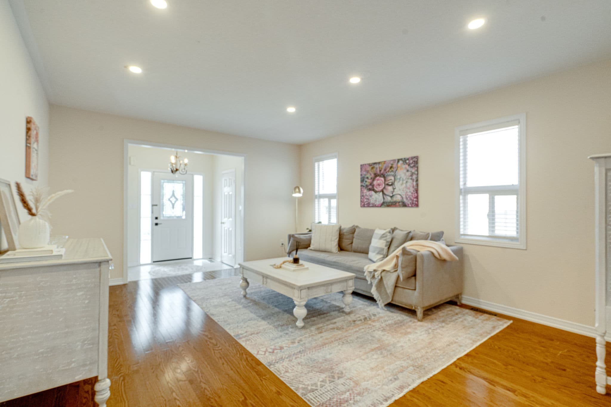 73 Starr Crescent Aurora, ON L4G 7X3