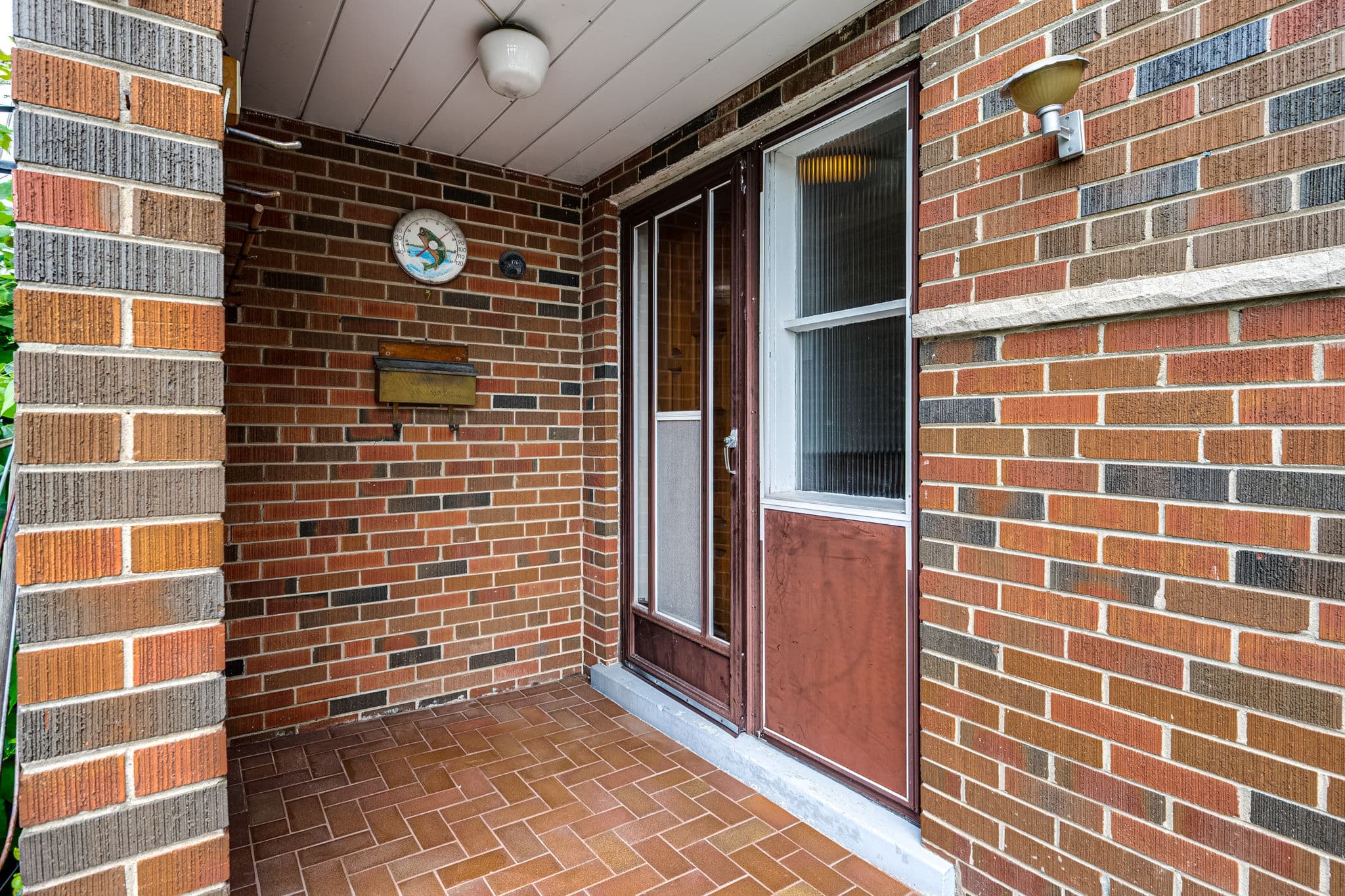 73 Talent Crescent Toronto, ON M9M 2N5