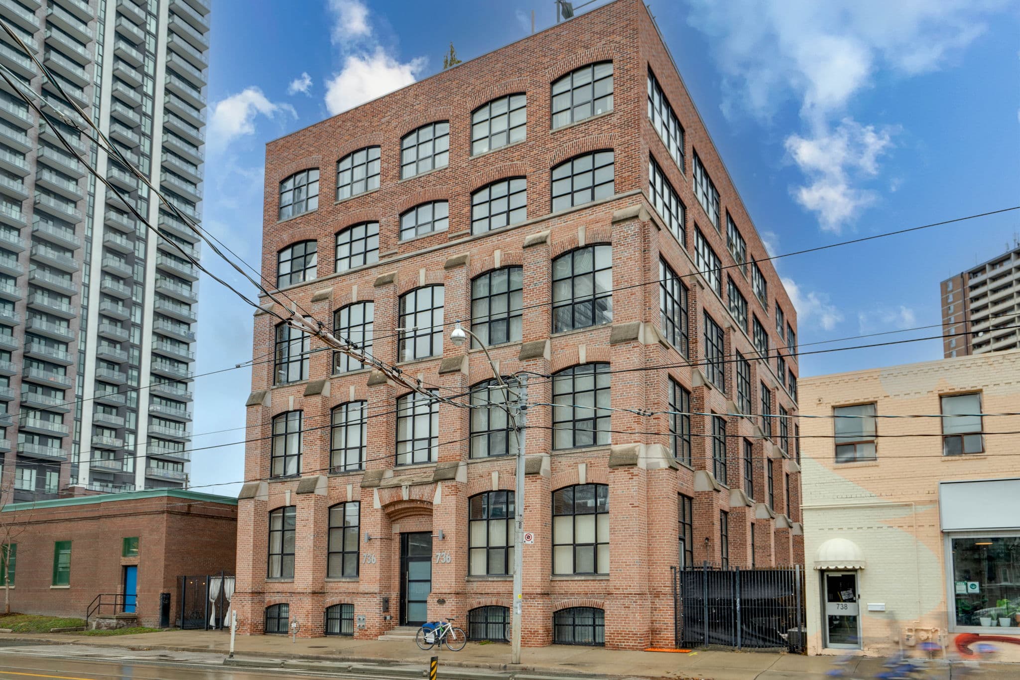 736 Dundas St E Unit 504 Toronto, ON M5A 2C5