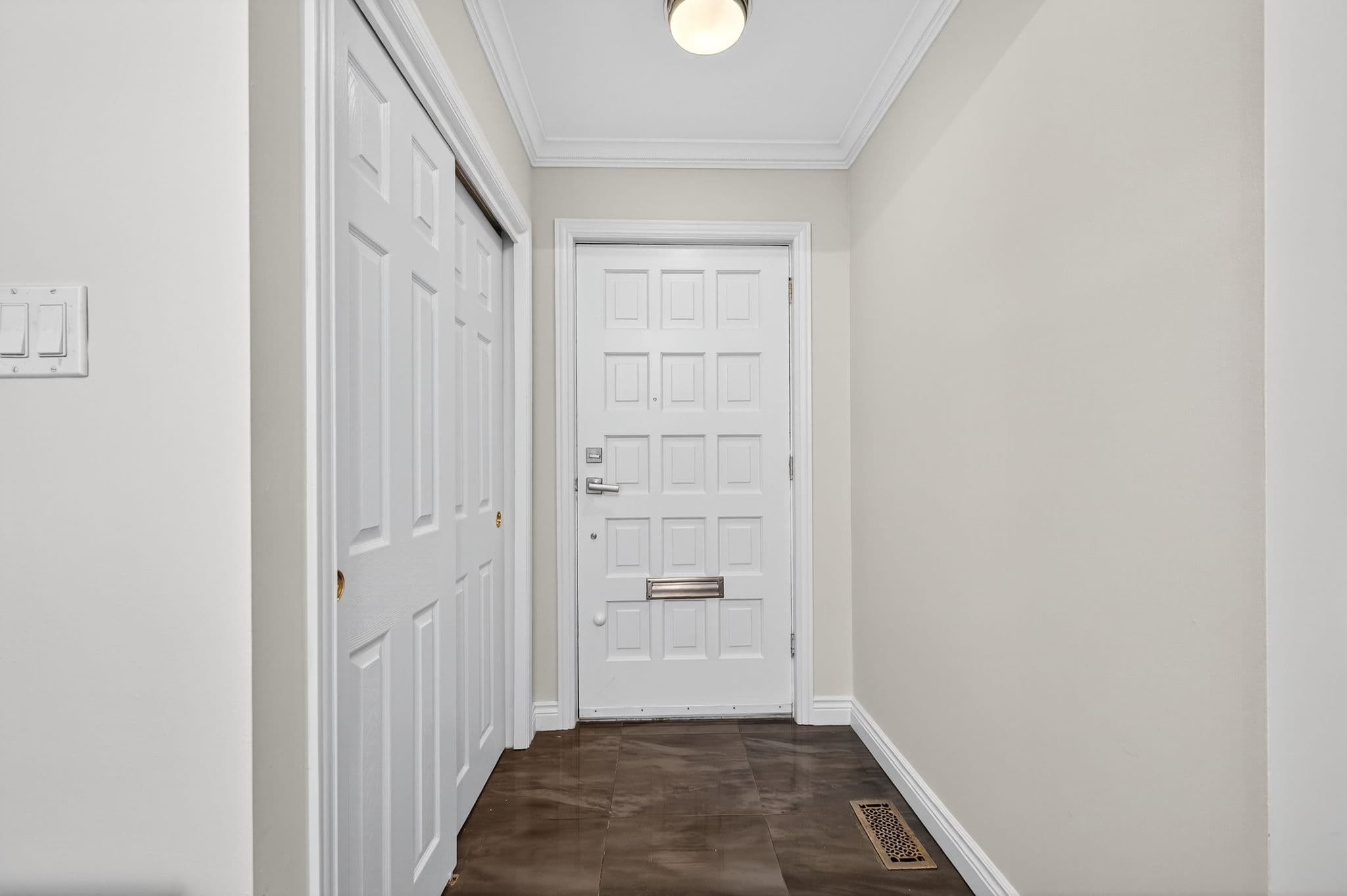 737 Merton St Toronto, ON M4S 1B4