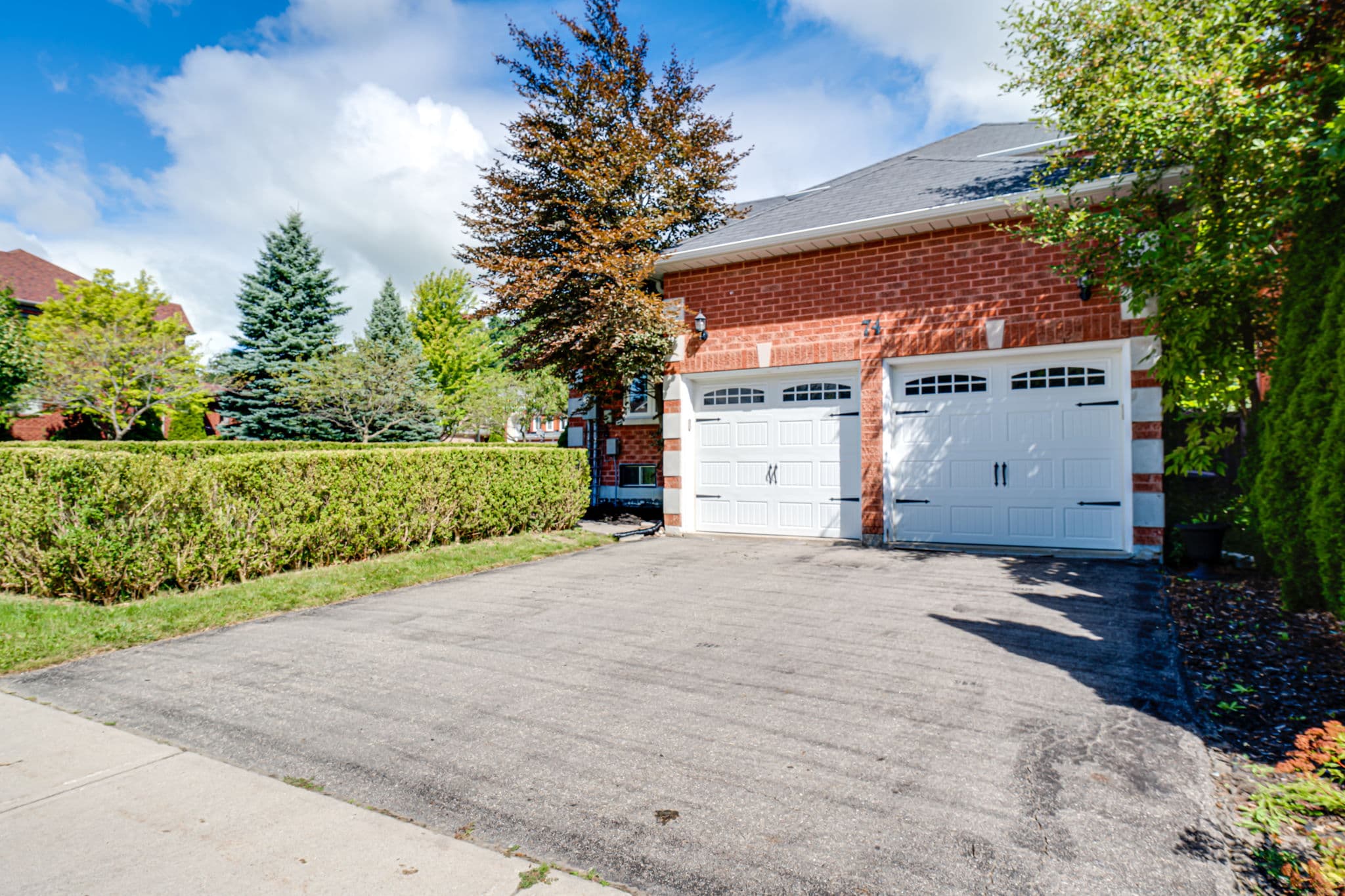 74 Cedar Springs Dr Richmond Hill, ON L4S 2B3