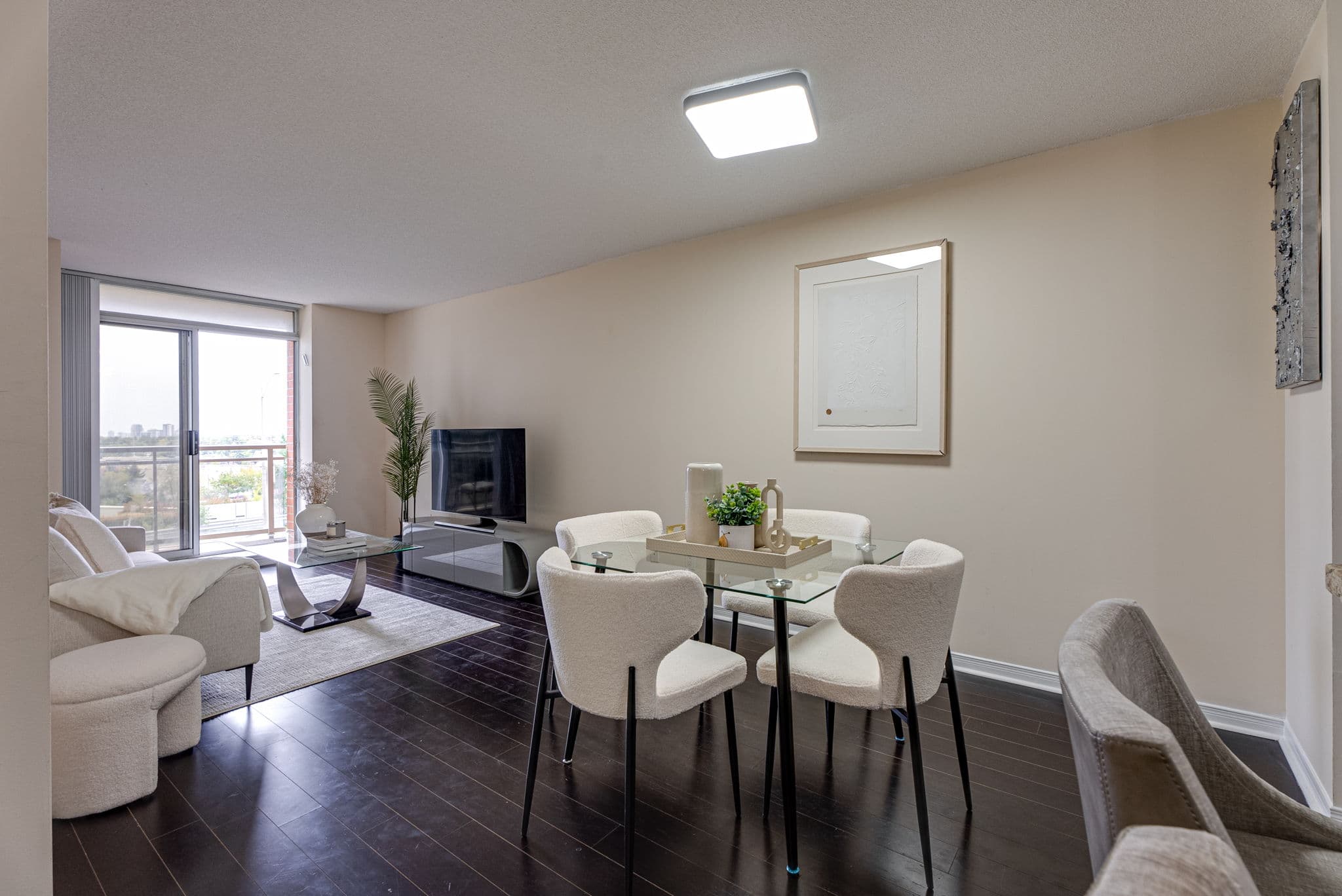 75 King William Crescent Unit 507 Richmond Hill, ON L4B 0C1