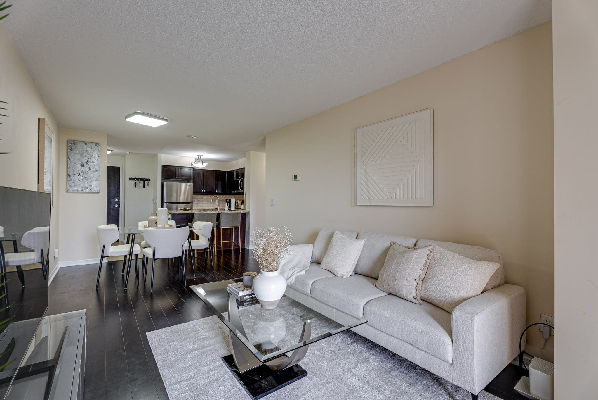 75 King William Crescent Unit 507 Richmond Hill, ON L4B 0C1