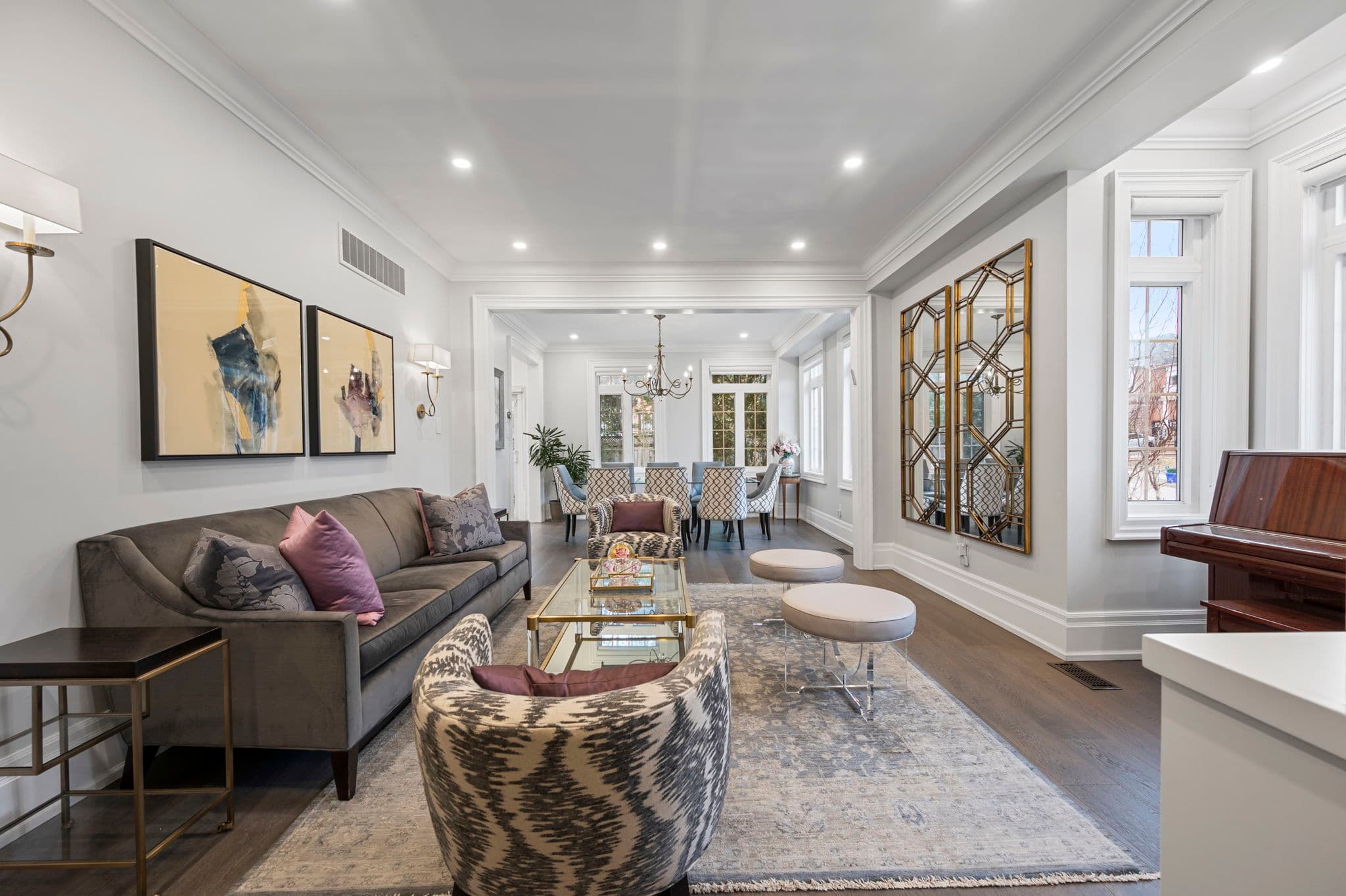 75 Strauss Rd Vaughan, ON L4J 8Z6