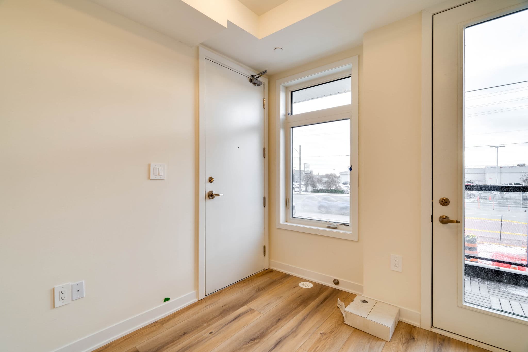755 OMEGA DRIVE Unit 322 Pickering, ON L1V 0H1