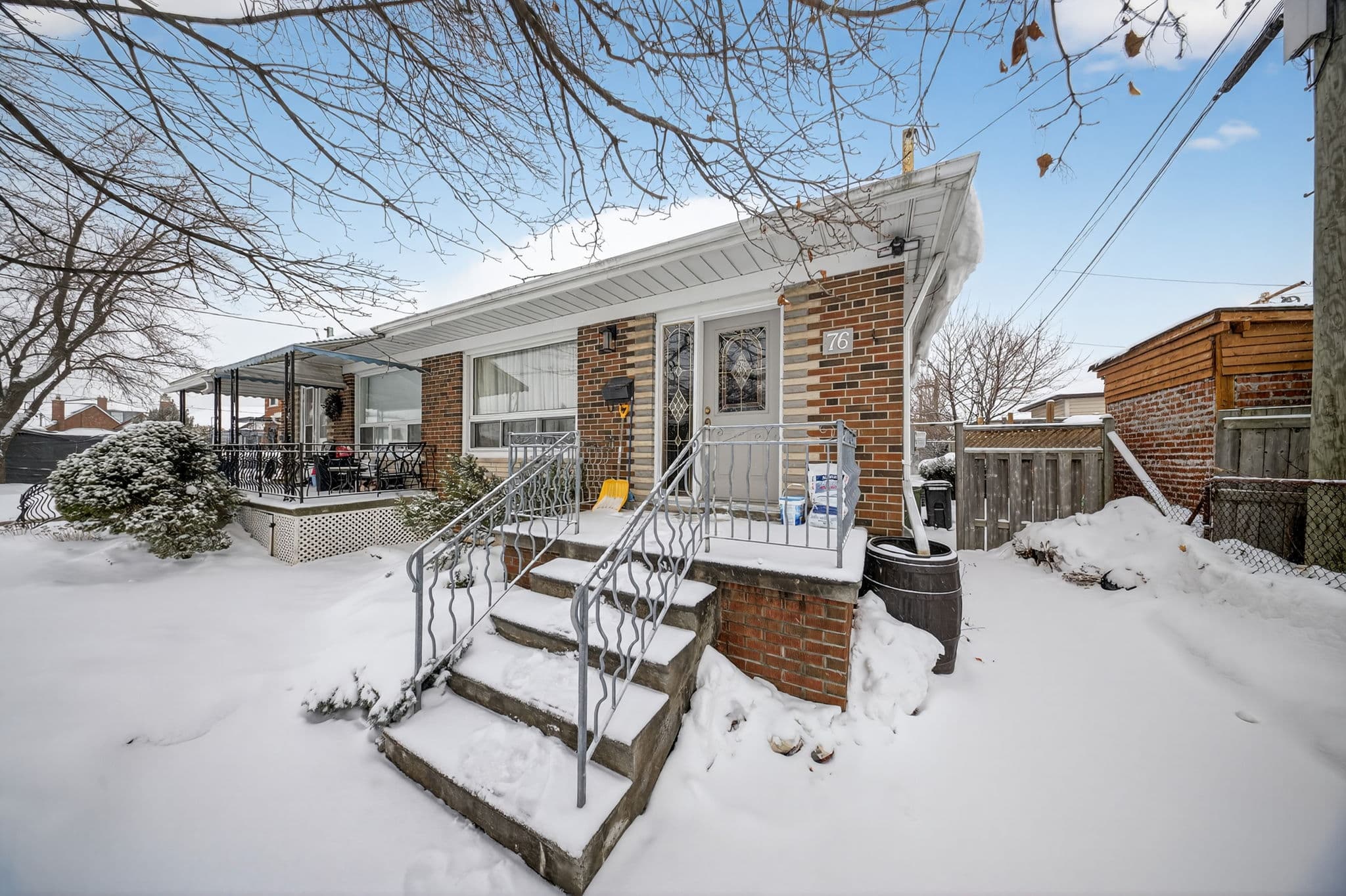 76 Kanarick Crescent Toronto, ON M3L 1P4