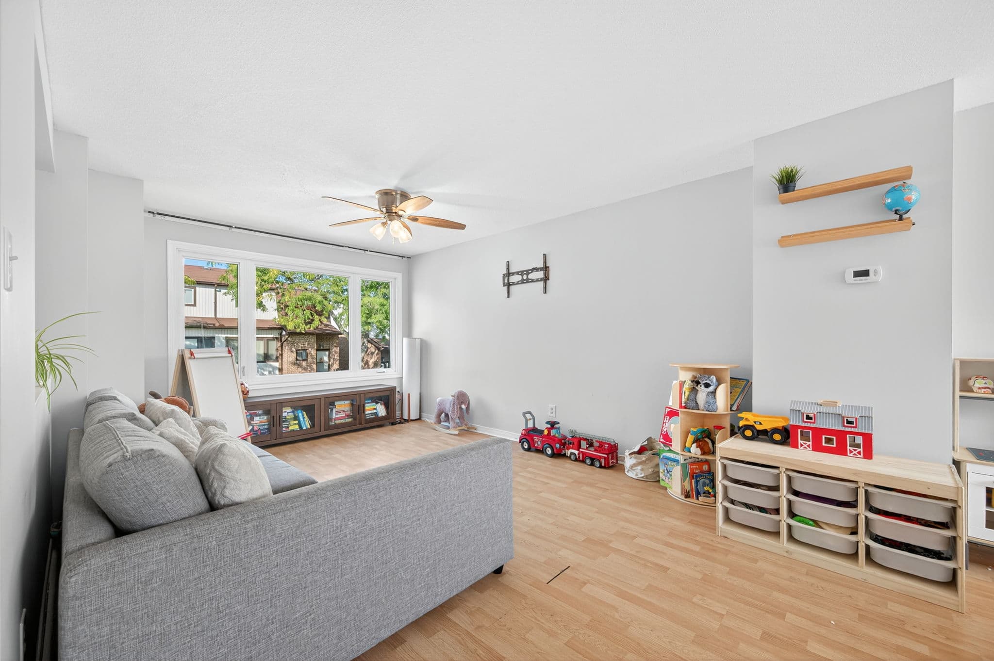 765 Oklahoma Dr Unit 54 Pickering, ON L1W 3C9