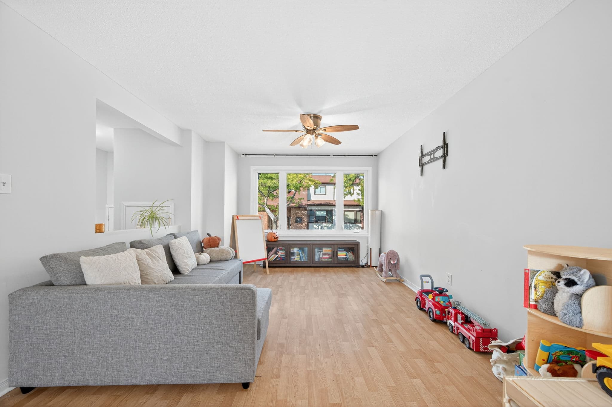 765 Oklahoma Dr Unit 54 Pickering, ON L1W 3C9