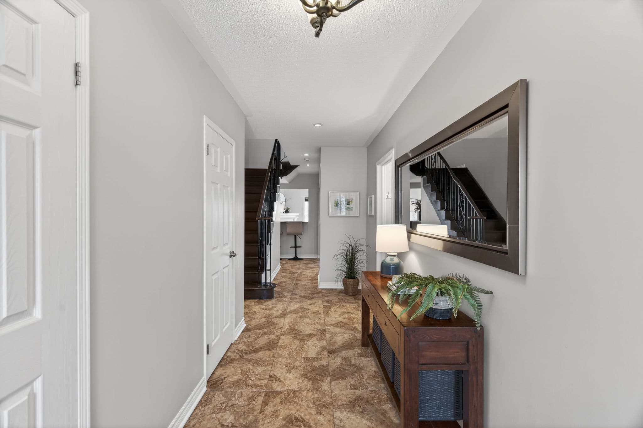 77 Monte Carlo Dr Vaughan, ON L4H 1T3