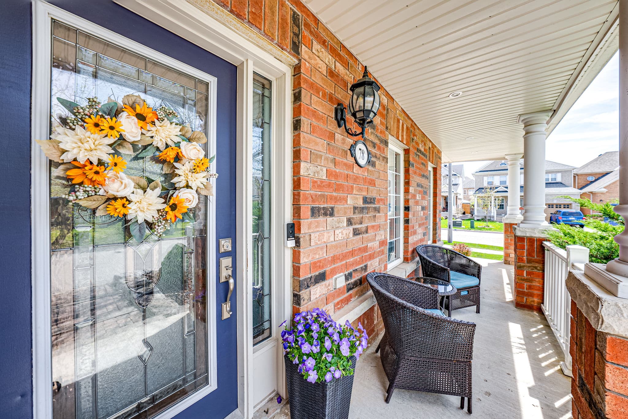 78 Calmar Crescent Aurora, ON L4G 7Y1