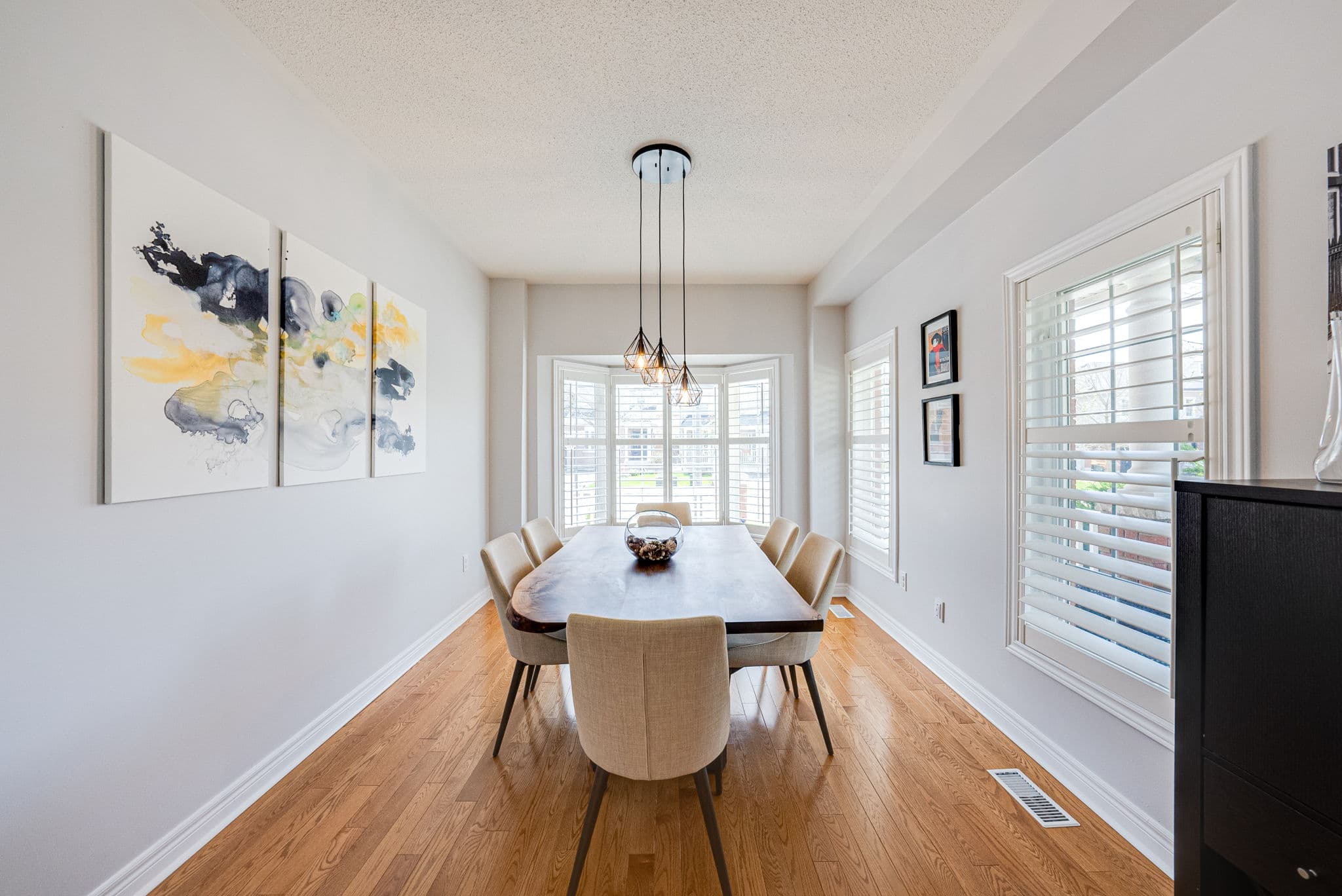 78 Calmar Crescent Aurora, ON L4G 7Y1