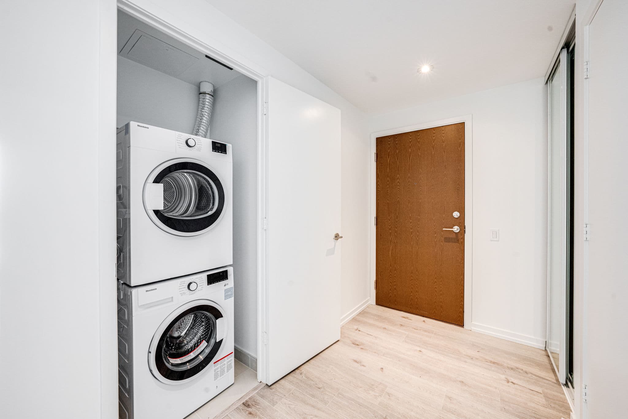 7890 Jane St Unit TBD Vaughan, ON L4K 0K9