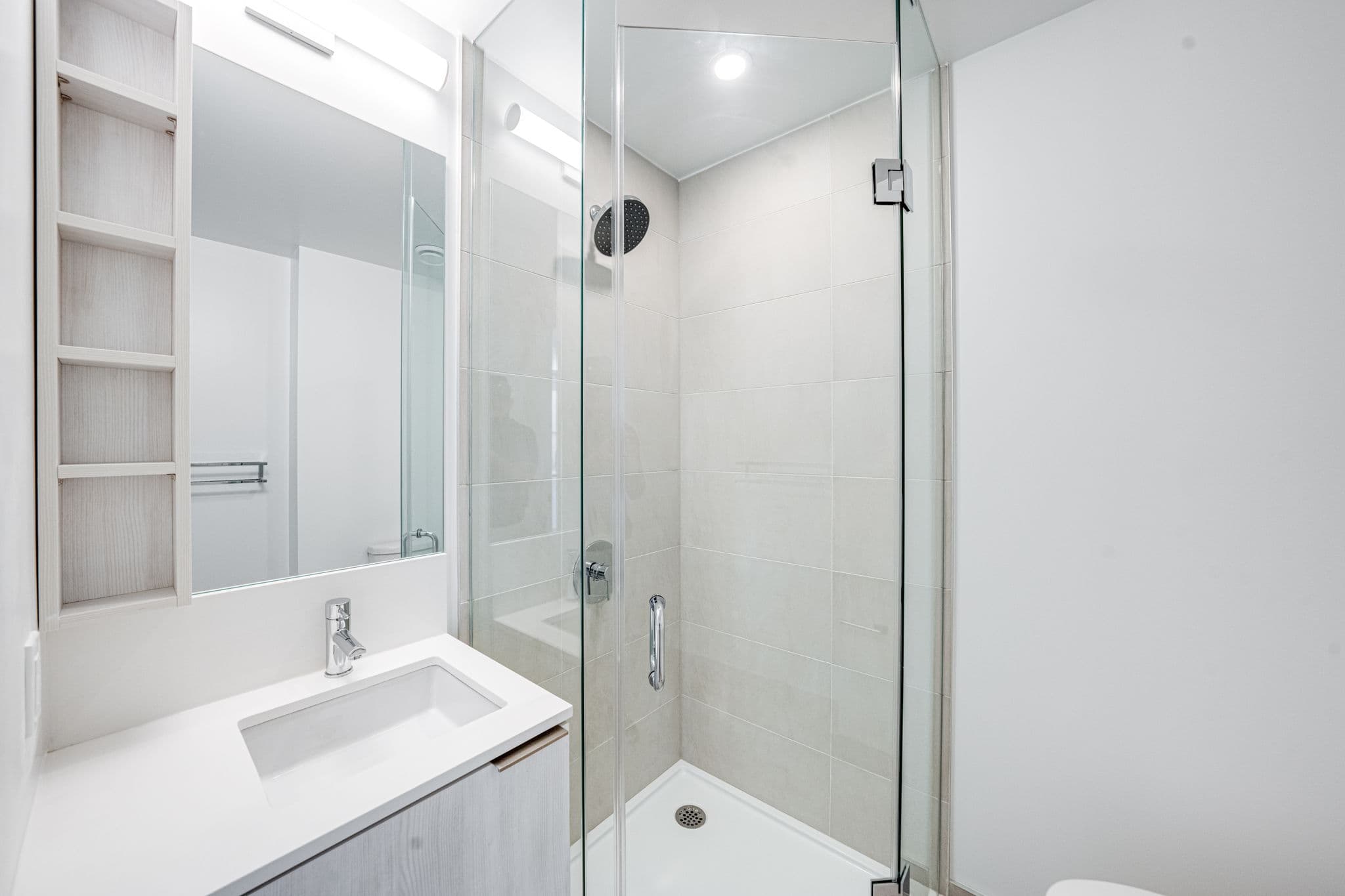7890 Jane St Unit TBD Vaughan, ON L4K 0K9