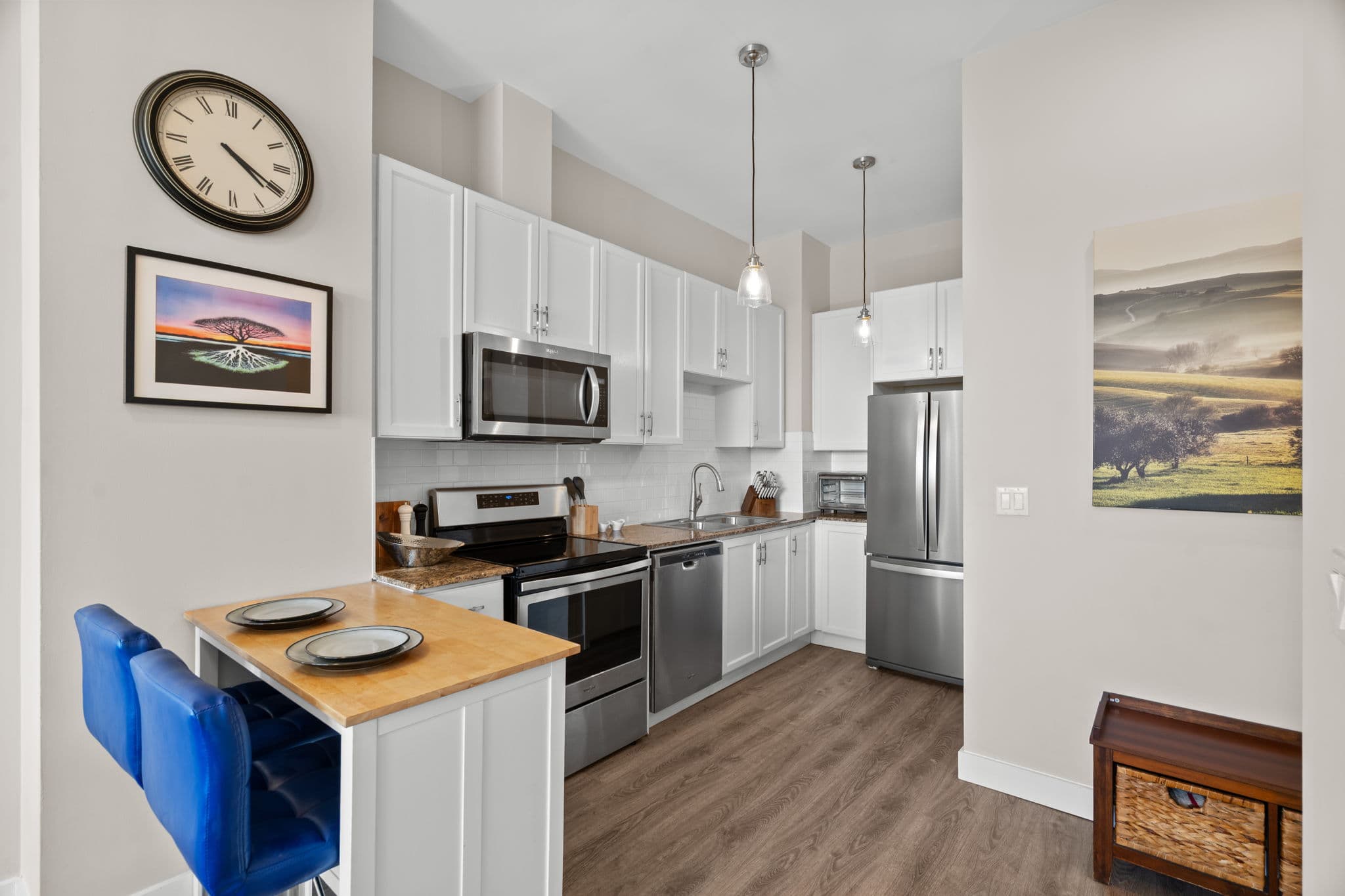 797 Don Mills Rd. Unit 205 Toronto, ON M3C 1V1