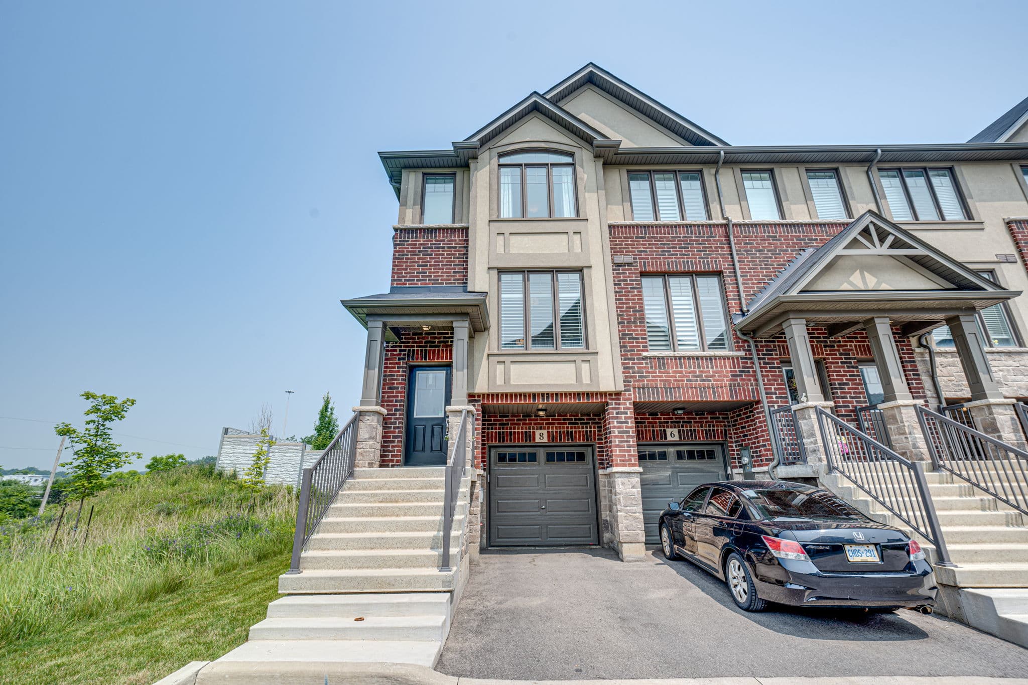 8 Bacon lane Ancaster, ON M9N 1L3