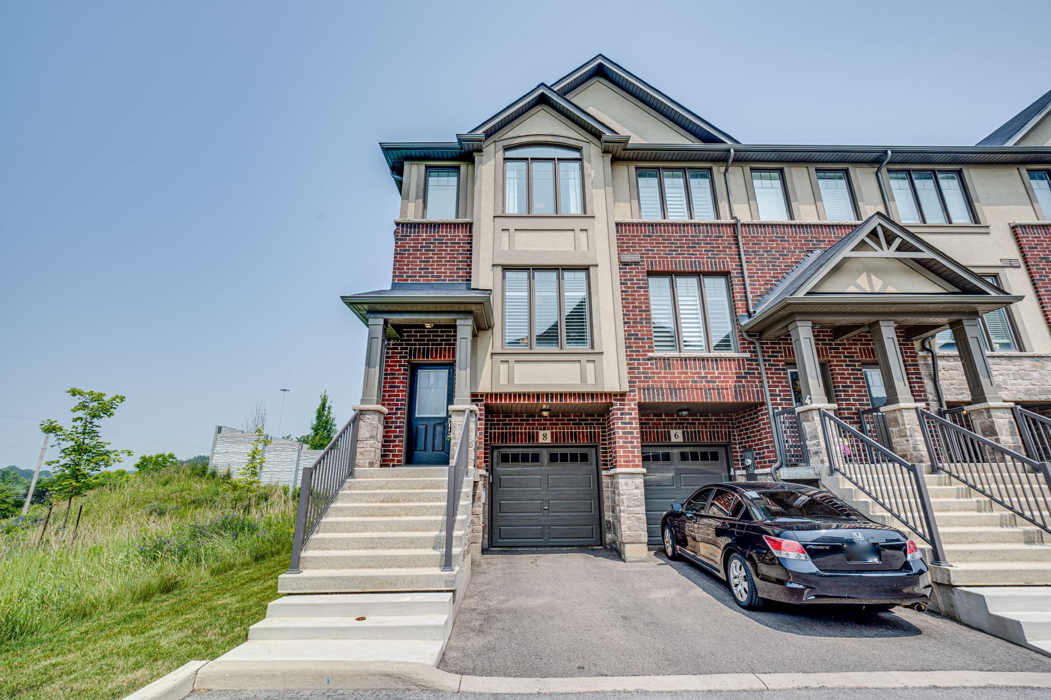 8 Bacon lane Ancaster, ON M9N 1L3