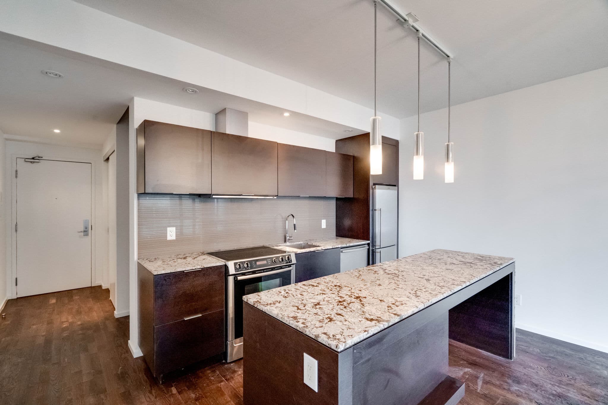 8 Charlotte St Unit 1301 Toronto, ON M5V 0K4