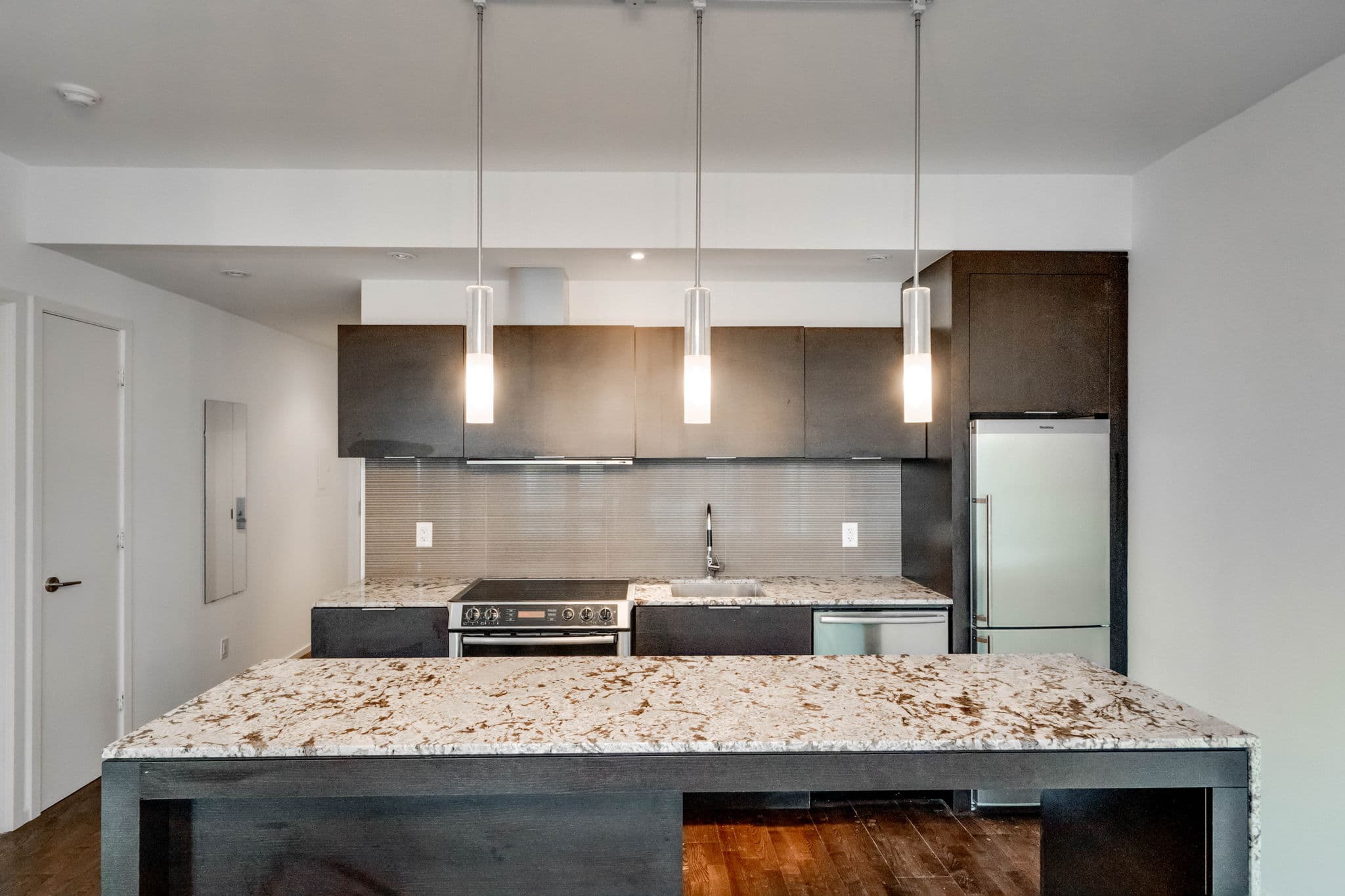 8 Charlotte St Unit 1301 Toronto, ON M5V 0K4