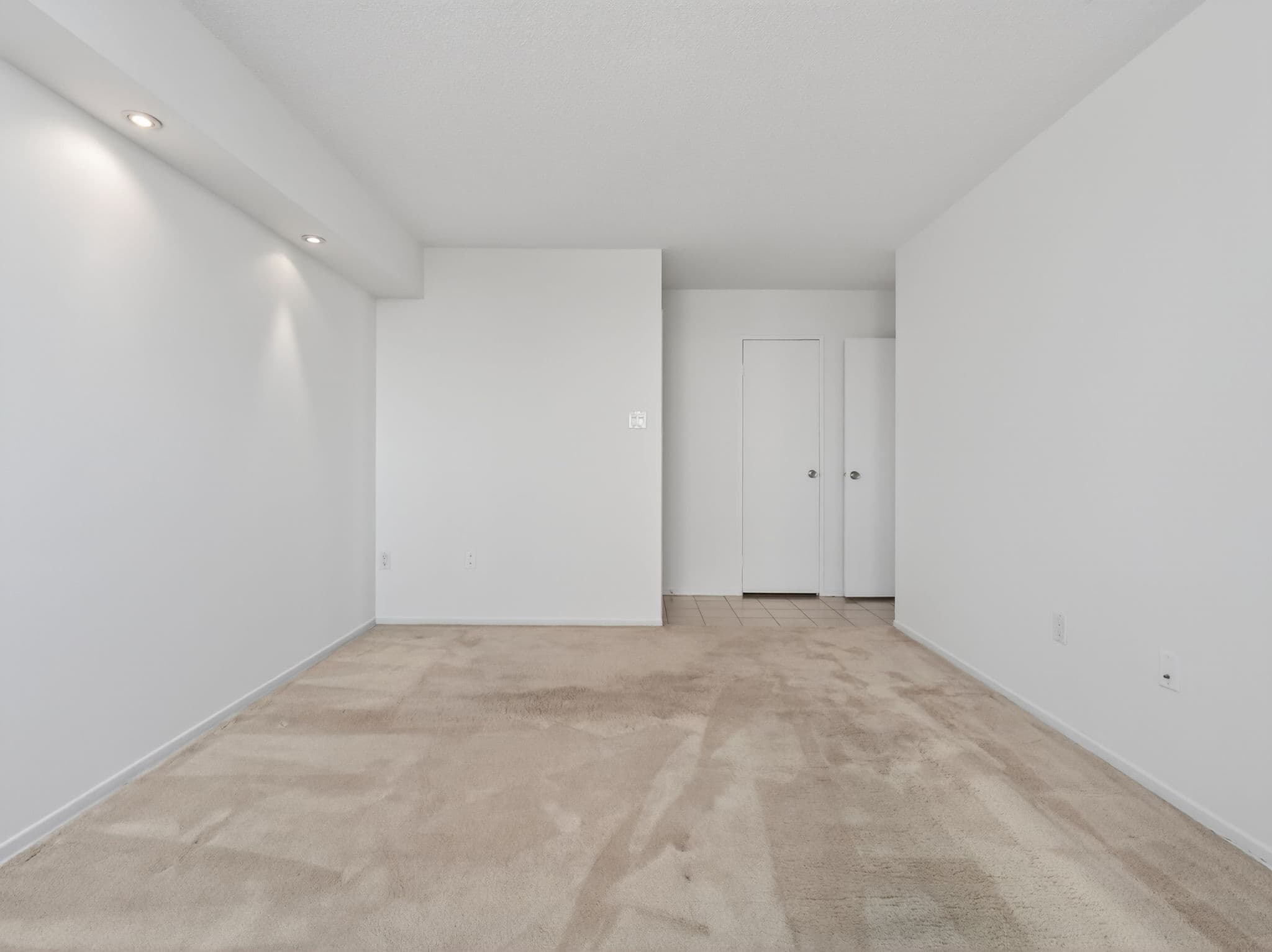 80 Antibes Dr Unit 603 Toronto, ON M2R 3N5