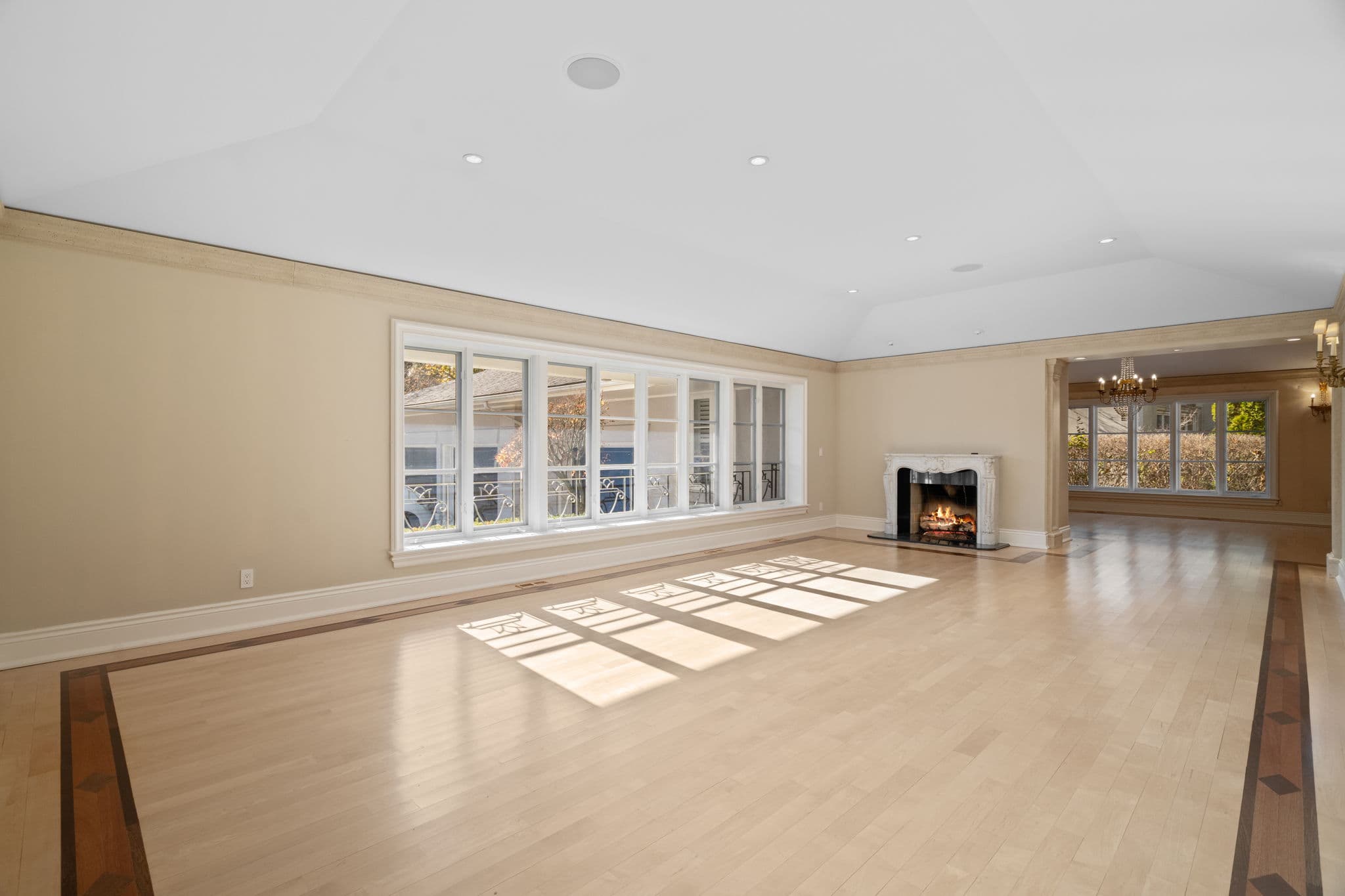 80 Bayview Ridge Toronto, ON M2L 1E6
