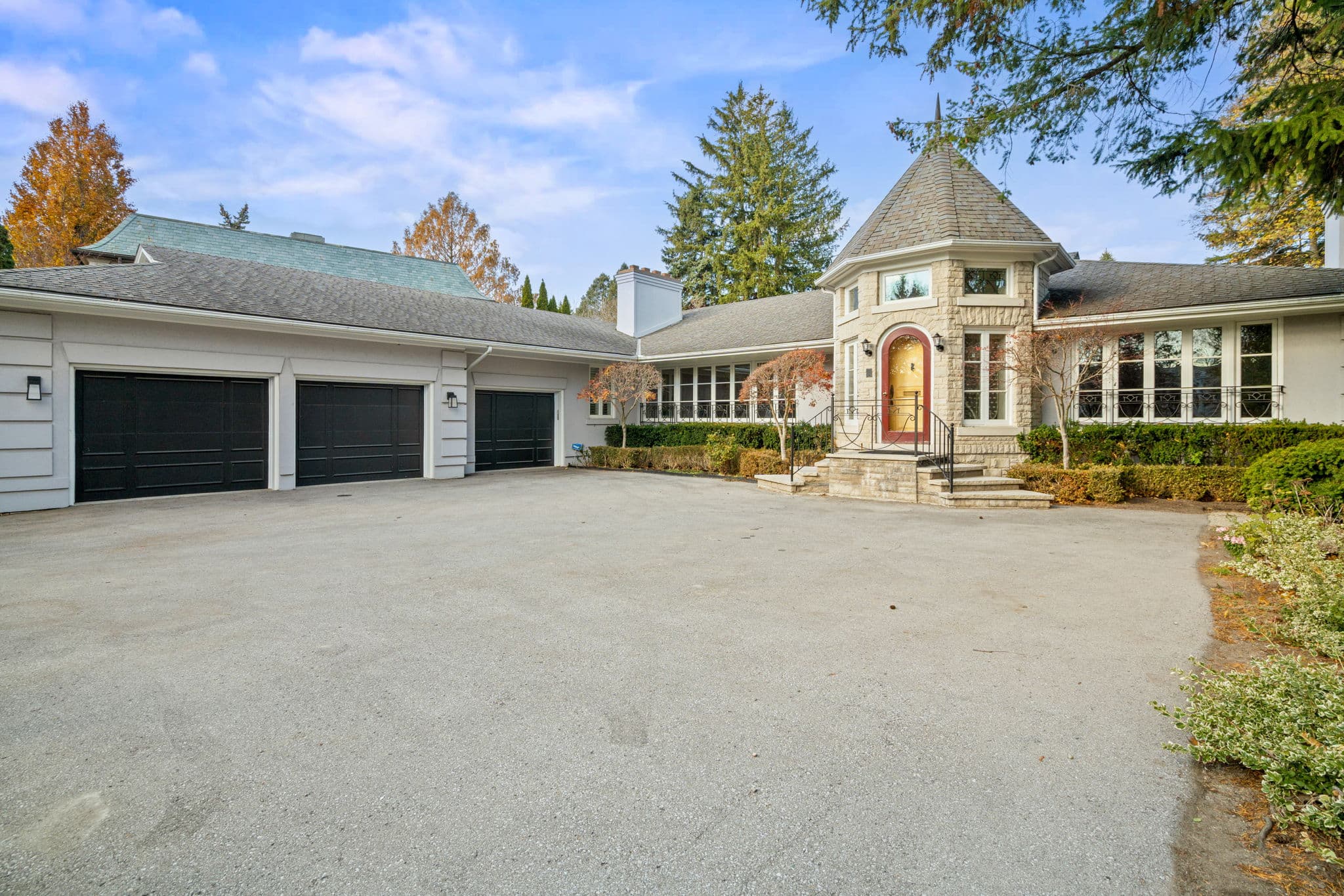 80 Bayview Ridge Toronto, ON M2L 1E6