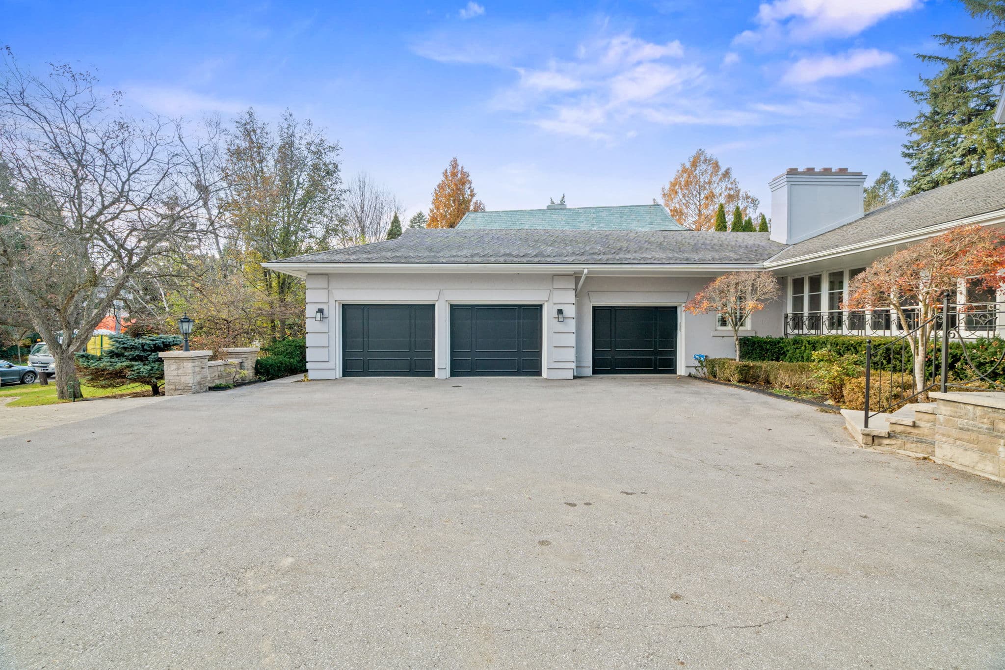 80 Bayview Ridge Toronto, ON M2L 1E6