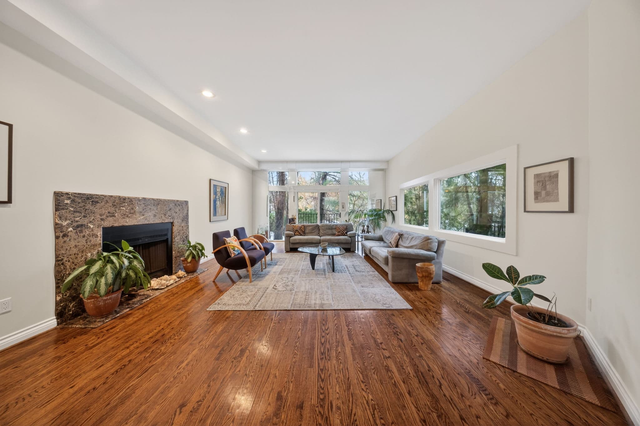80 Donwoods Dr Toronto, ON M4N 2G5