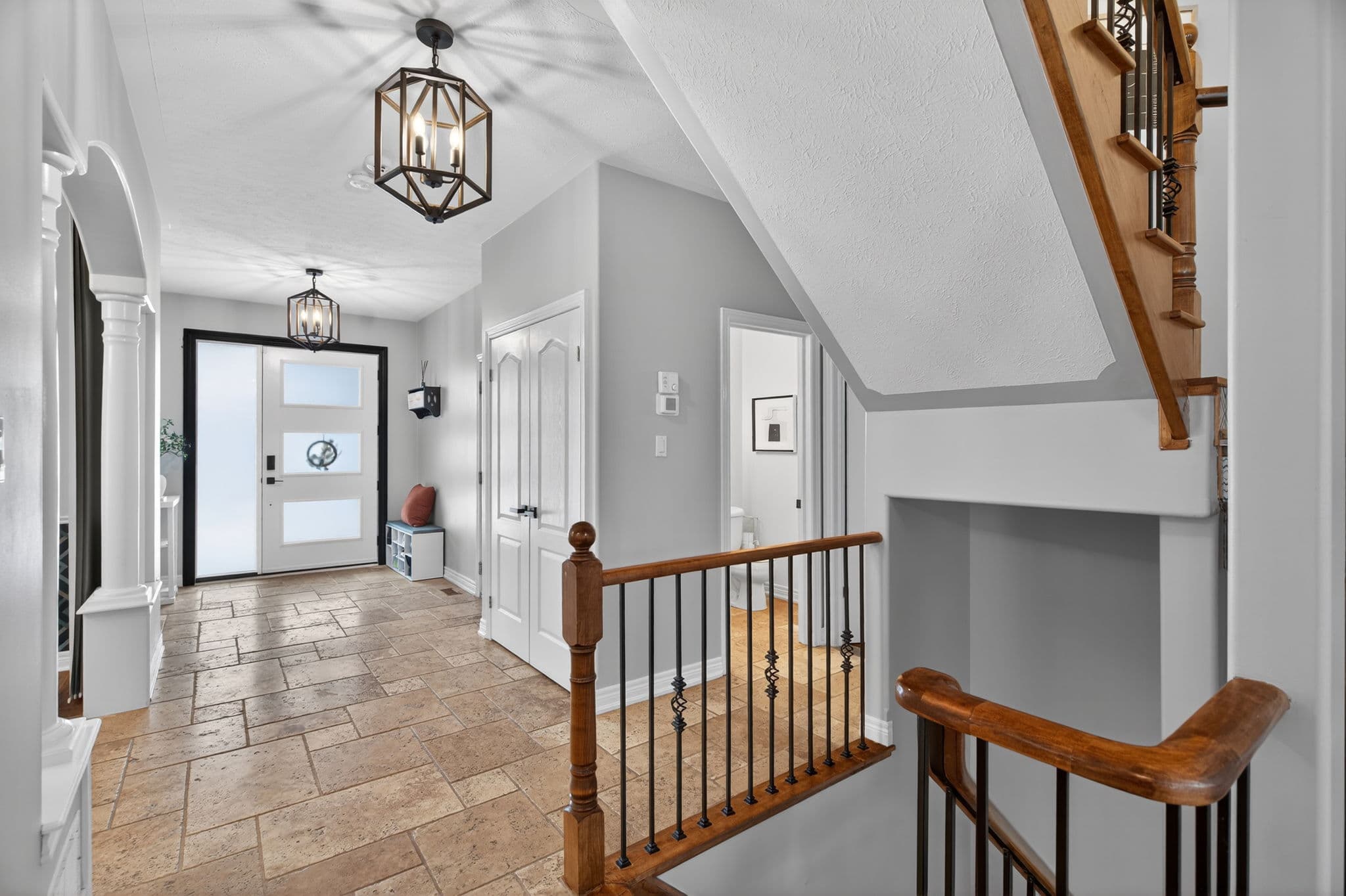 80 Gardiner Dr Bradford West Gwillimbury, ON L3Z 3E8