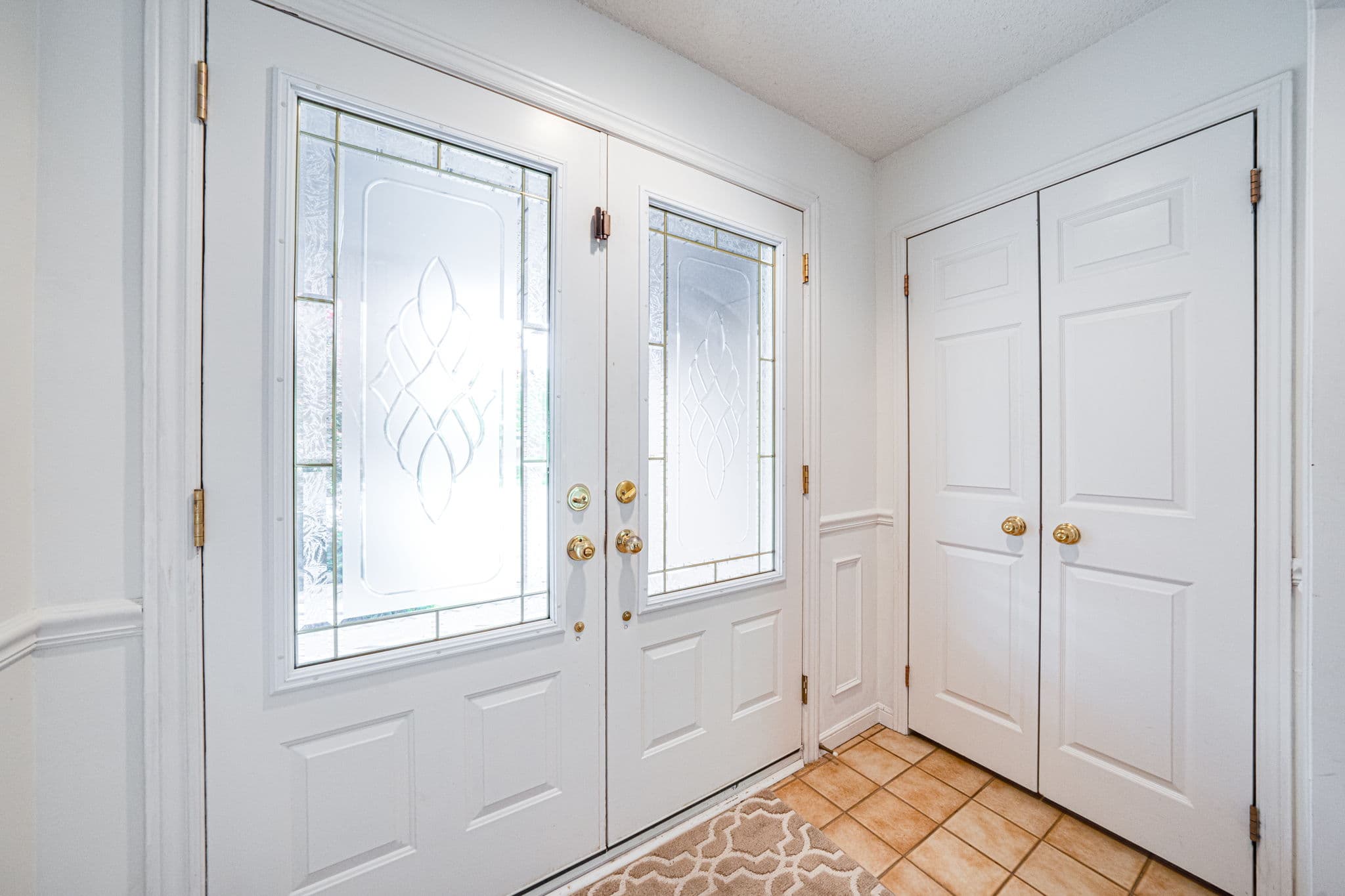 80 Lunau Ln Markham, ON L3T 5N4