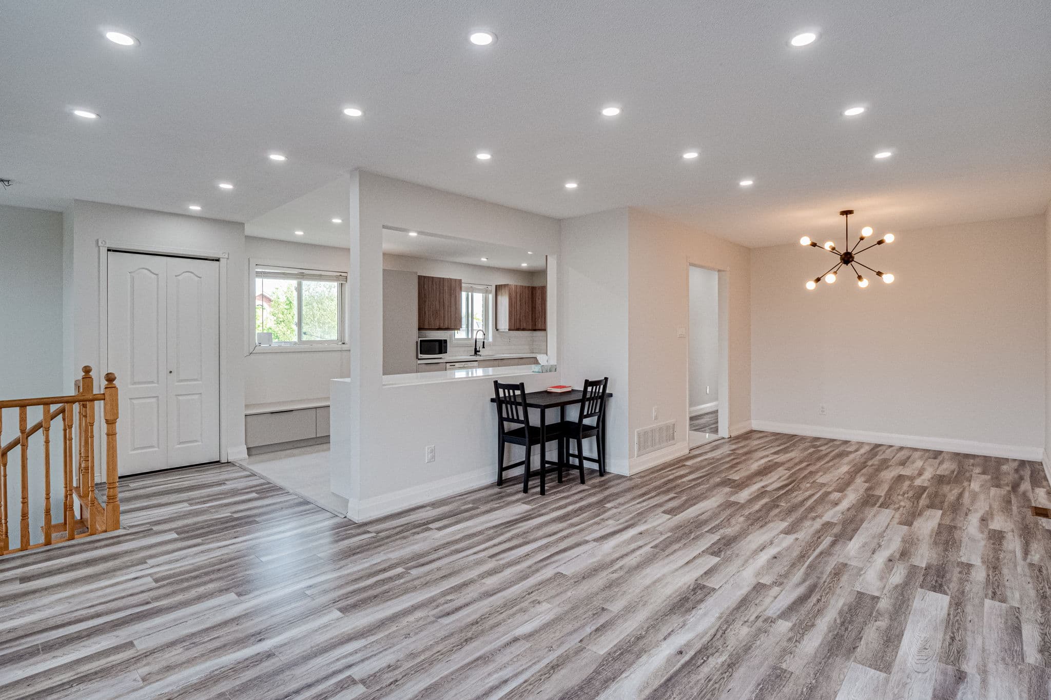 83 Adams St Bradford West Gwillimbury, ON L3Z 3E2