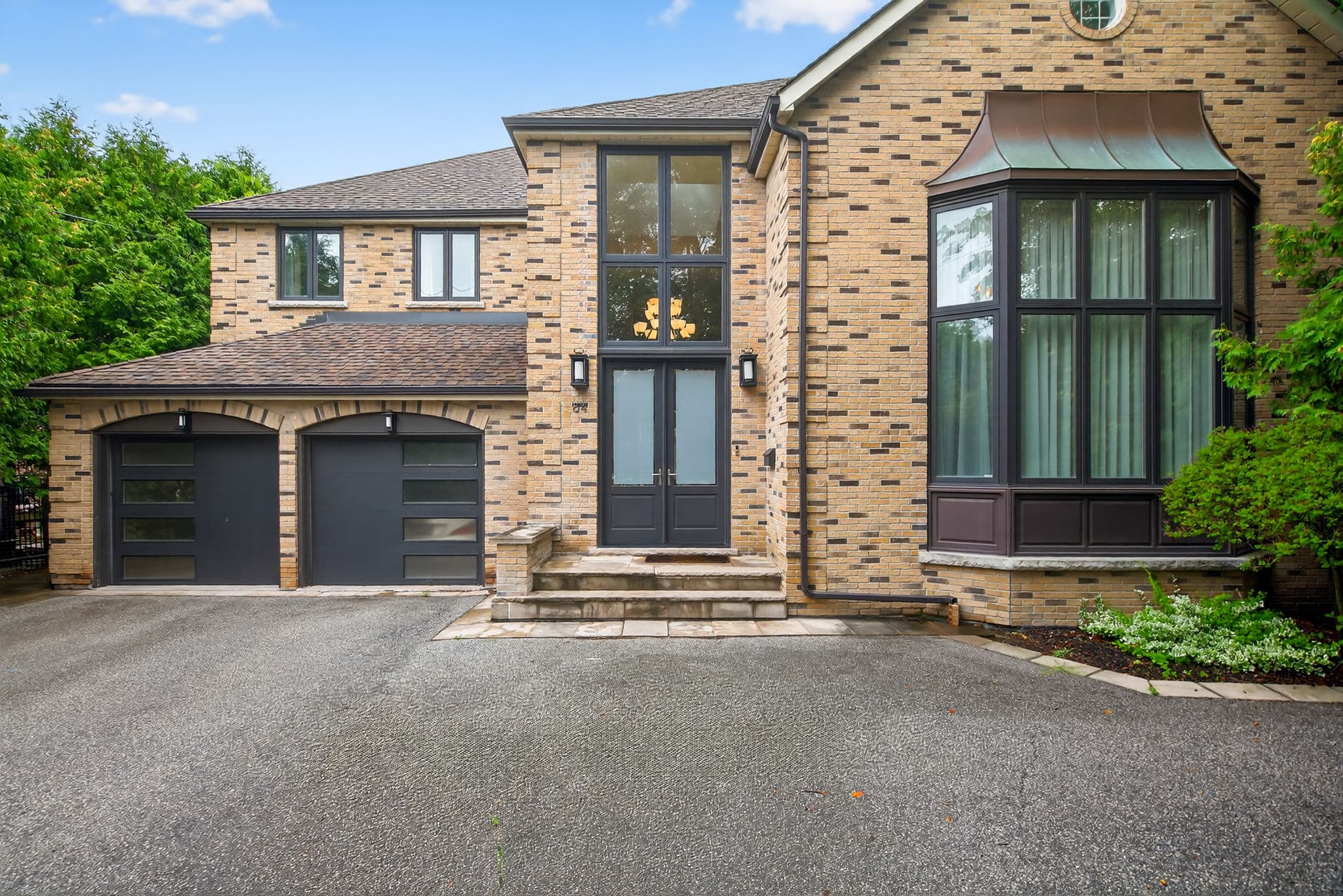 84 Truman Rd Toronto, ON M2L 2L6