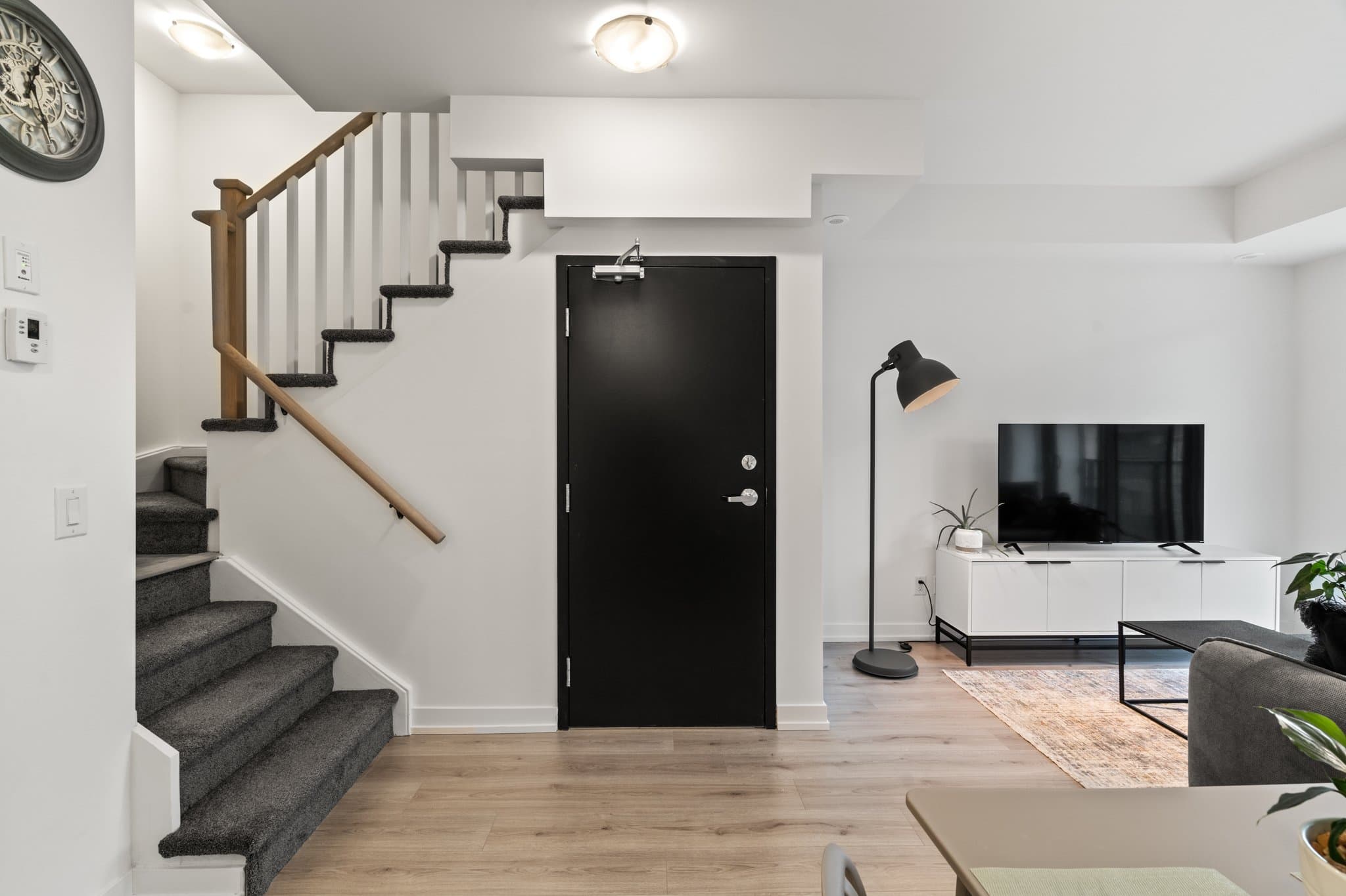 861 Sheppard Ave W Unit 5 Toronto, ON M3H 0E9