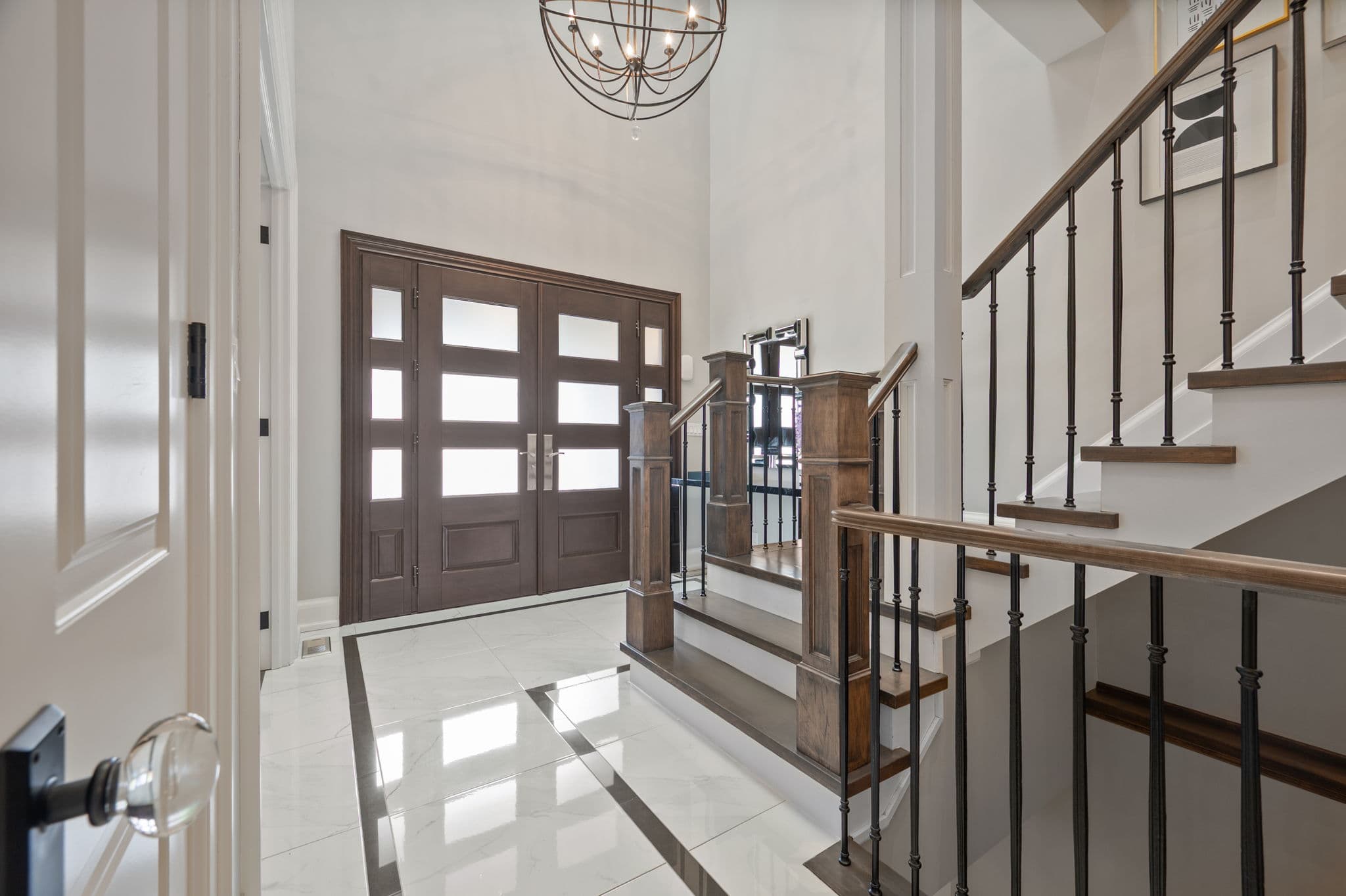 866 Taplin Dr Pickering, ON L1V 1H3