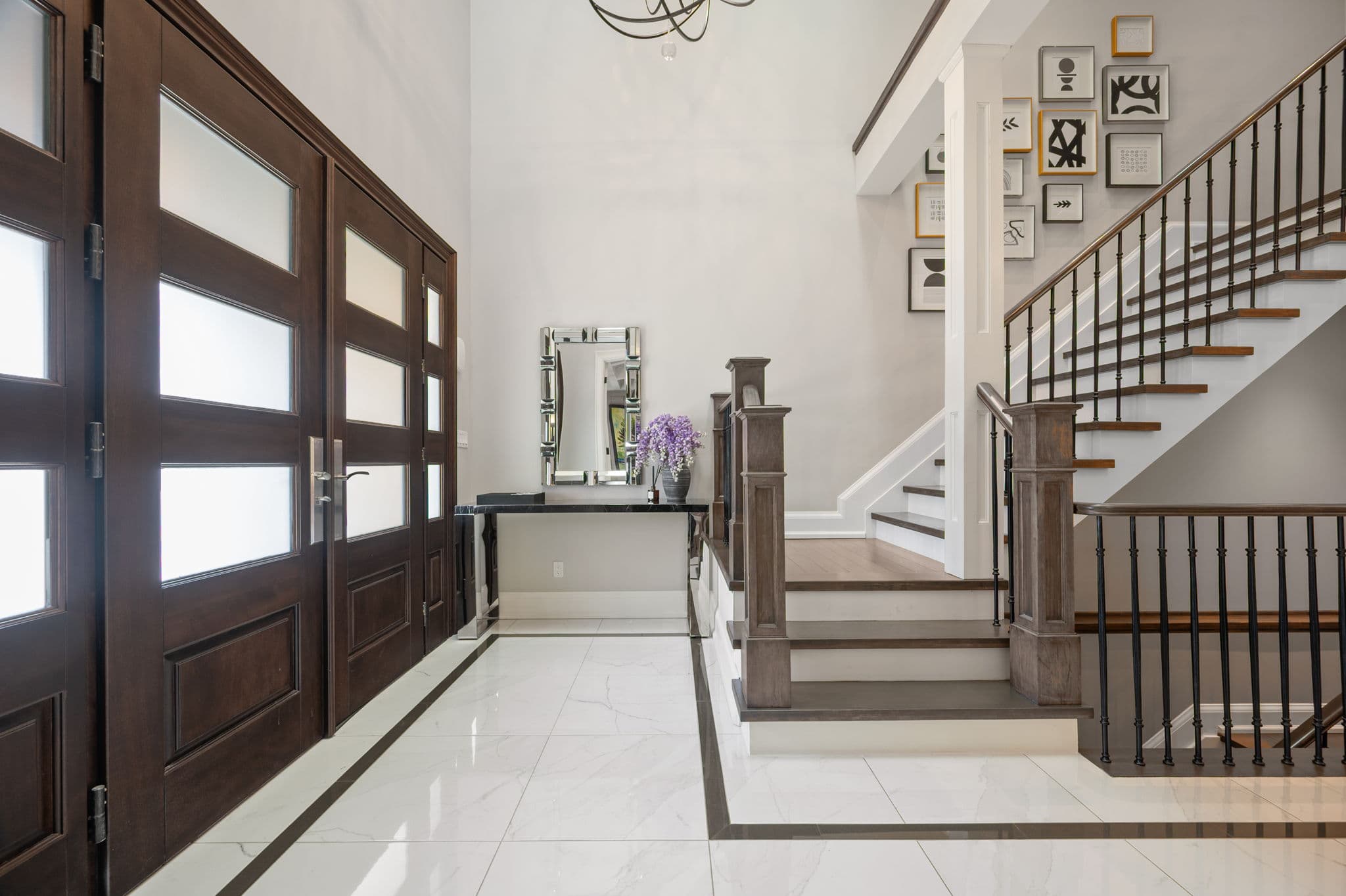 866 Taplin Dr Pickering, ON L1V 1H3