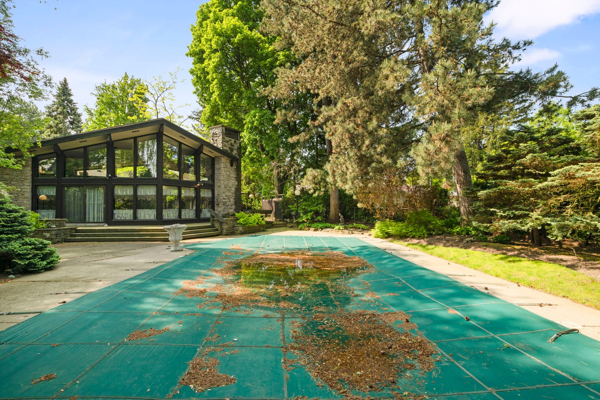 88 Bayview Ridge Toronto, ON M2L 1E6