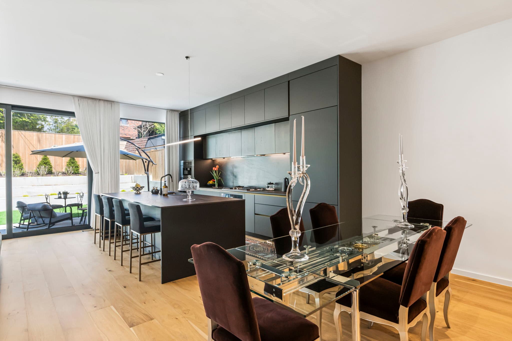88 College View Ave Toronto, ON M5P 1K1