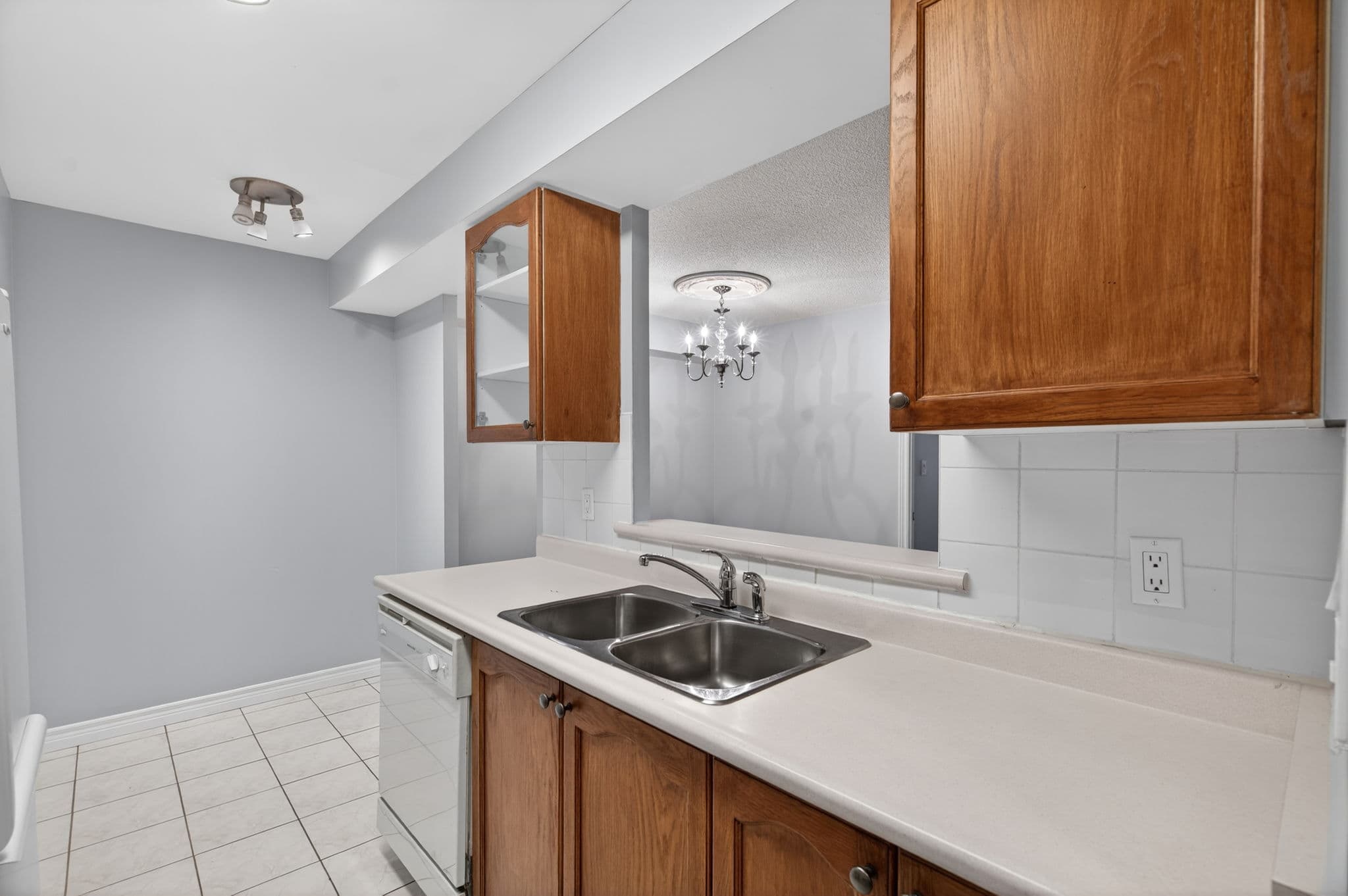 88 Grandview Way 506 Toronto, ON M2N 6V6