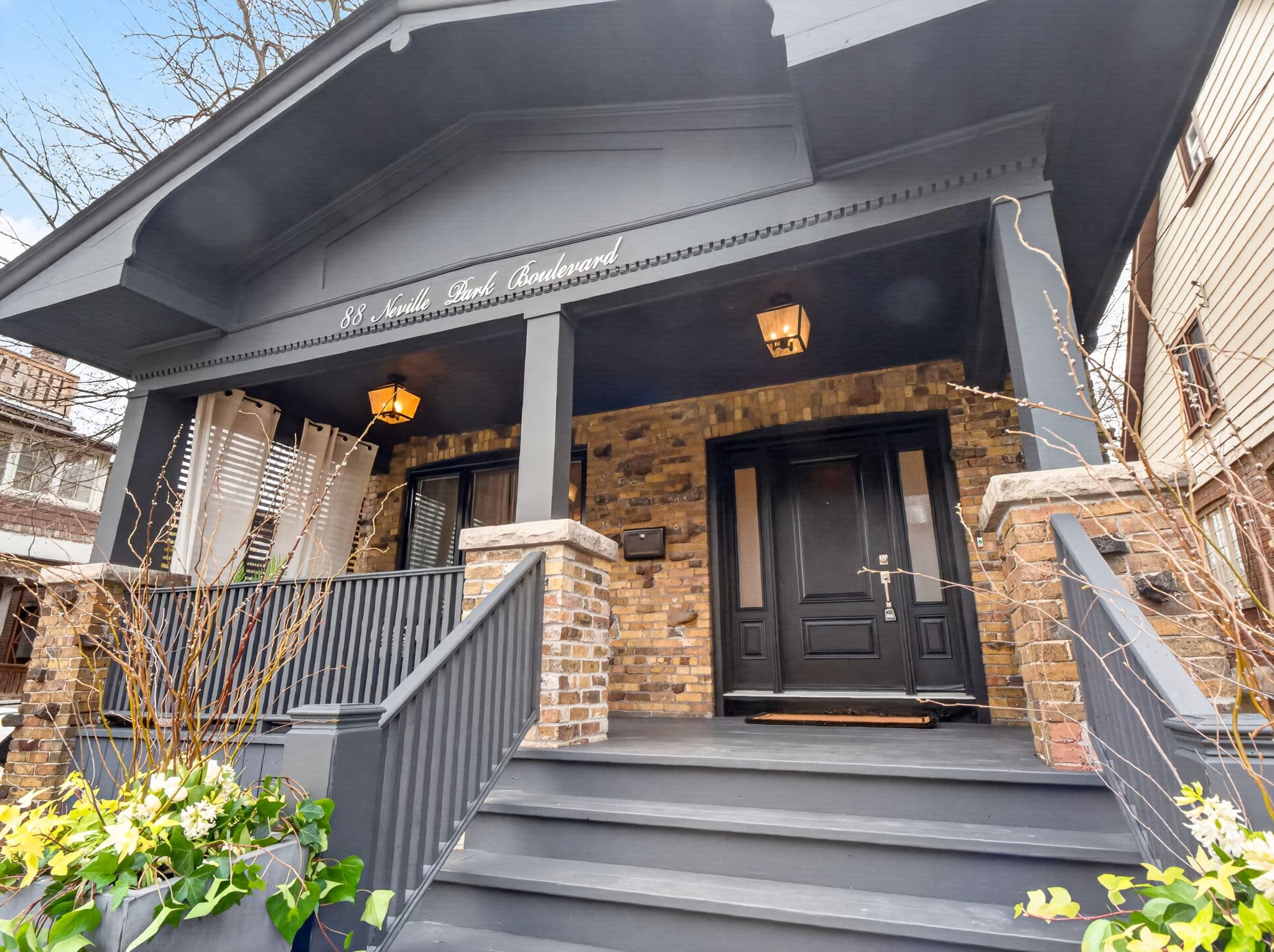 88 Neville Park Blvd Toronto, ON M4E 3P8