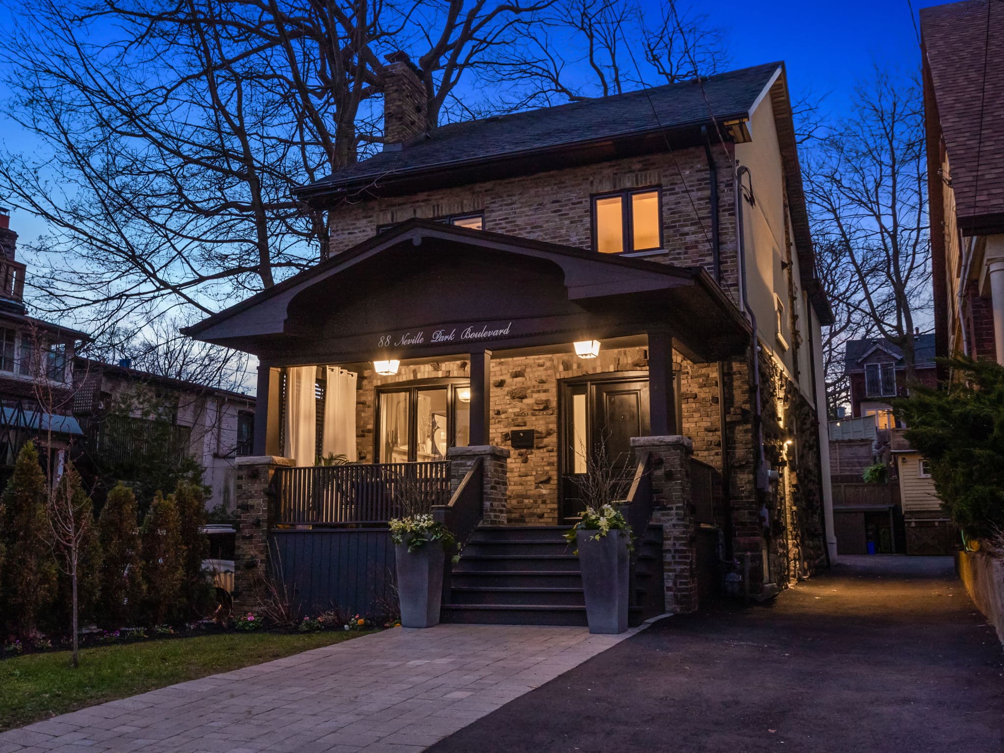 88 Neville Park Blvd Toronto, ON M4E 3P8