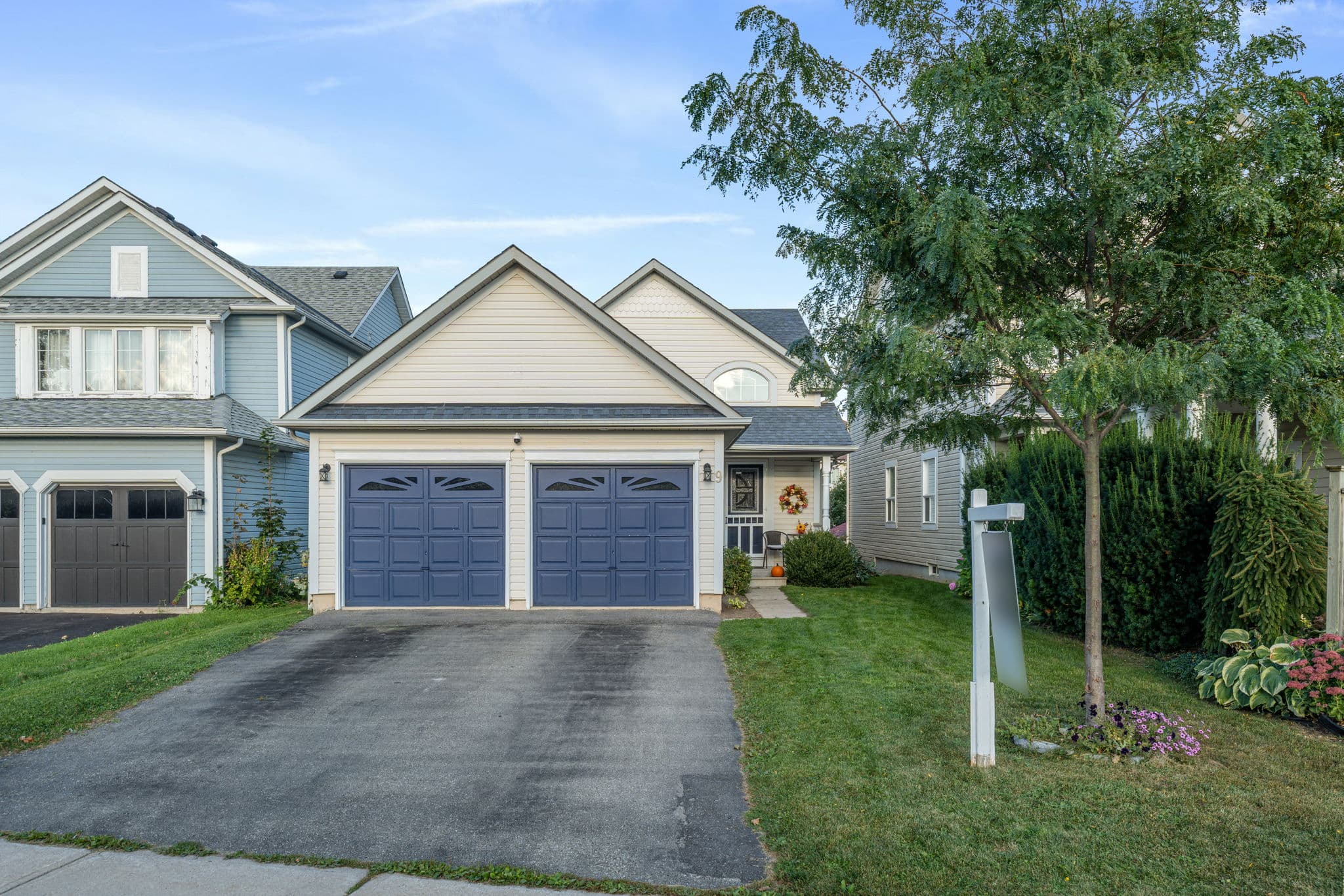 9 McCurdy Dr New Tecumseth, ON L0G 1W0